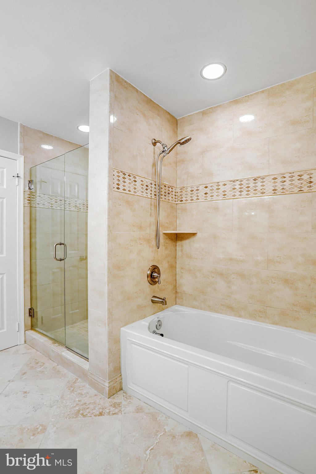 FALLSREACH - Residential