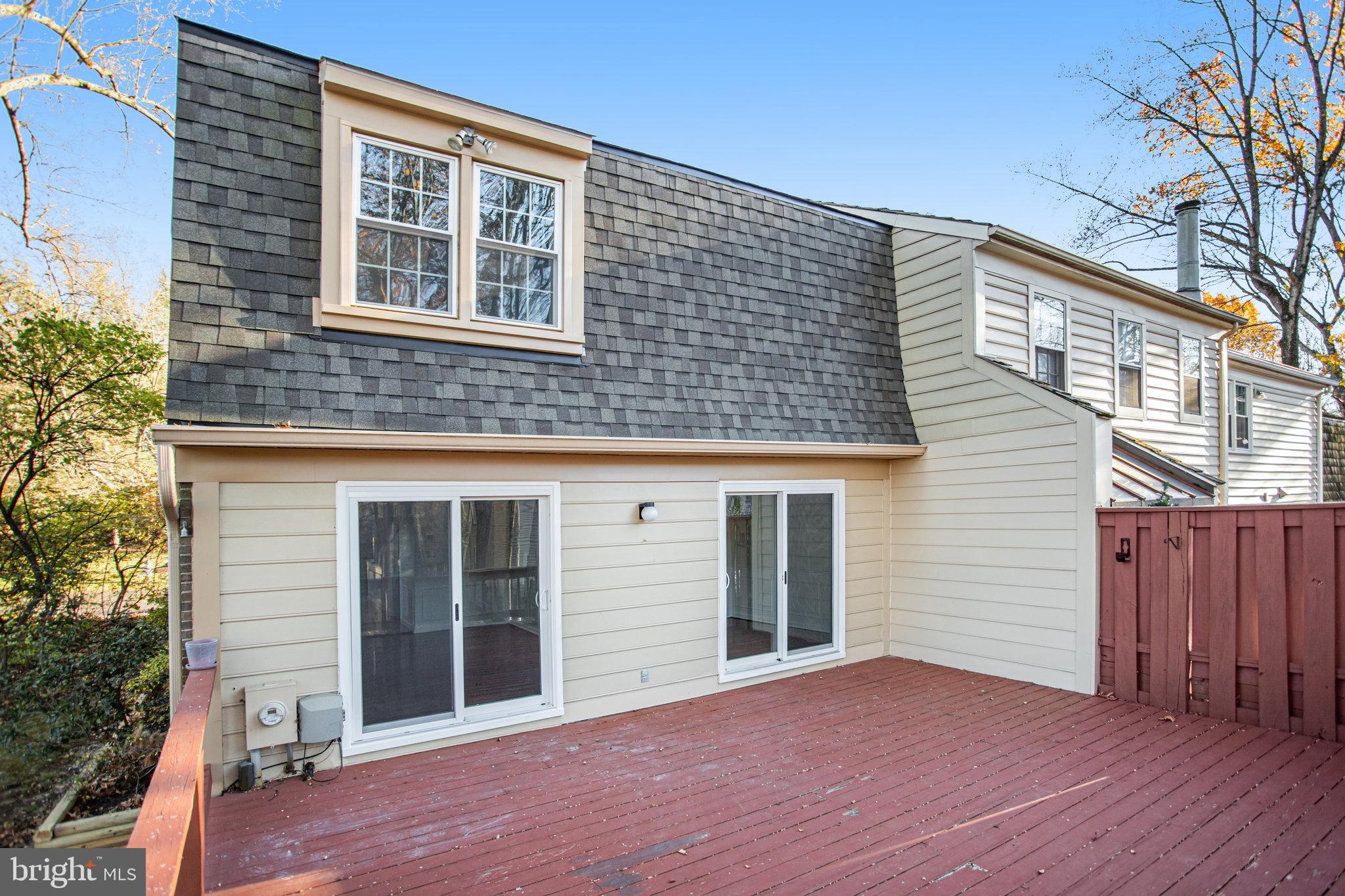 FALLSREACH - Residential