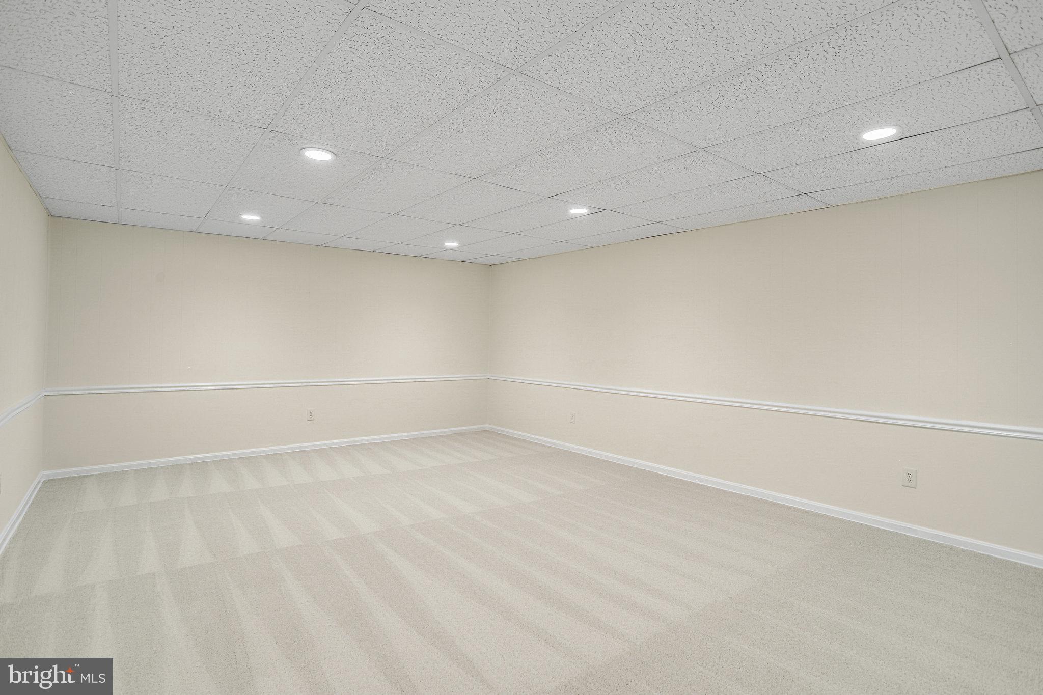 FALLSREACH - Residential