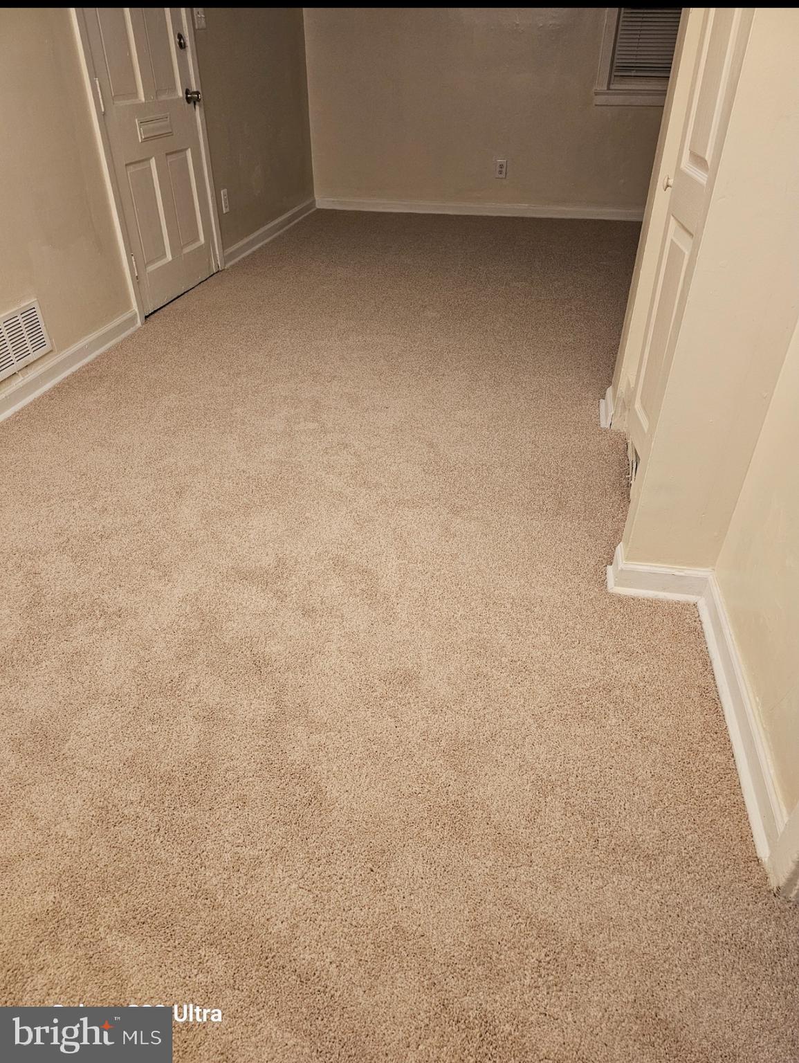 IVERSON SQUARE CONDOMINIUM - Residential