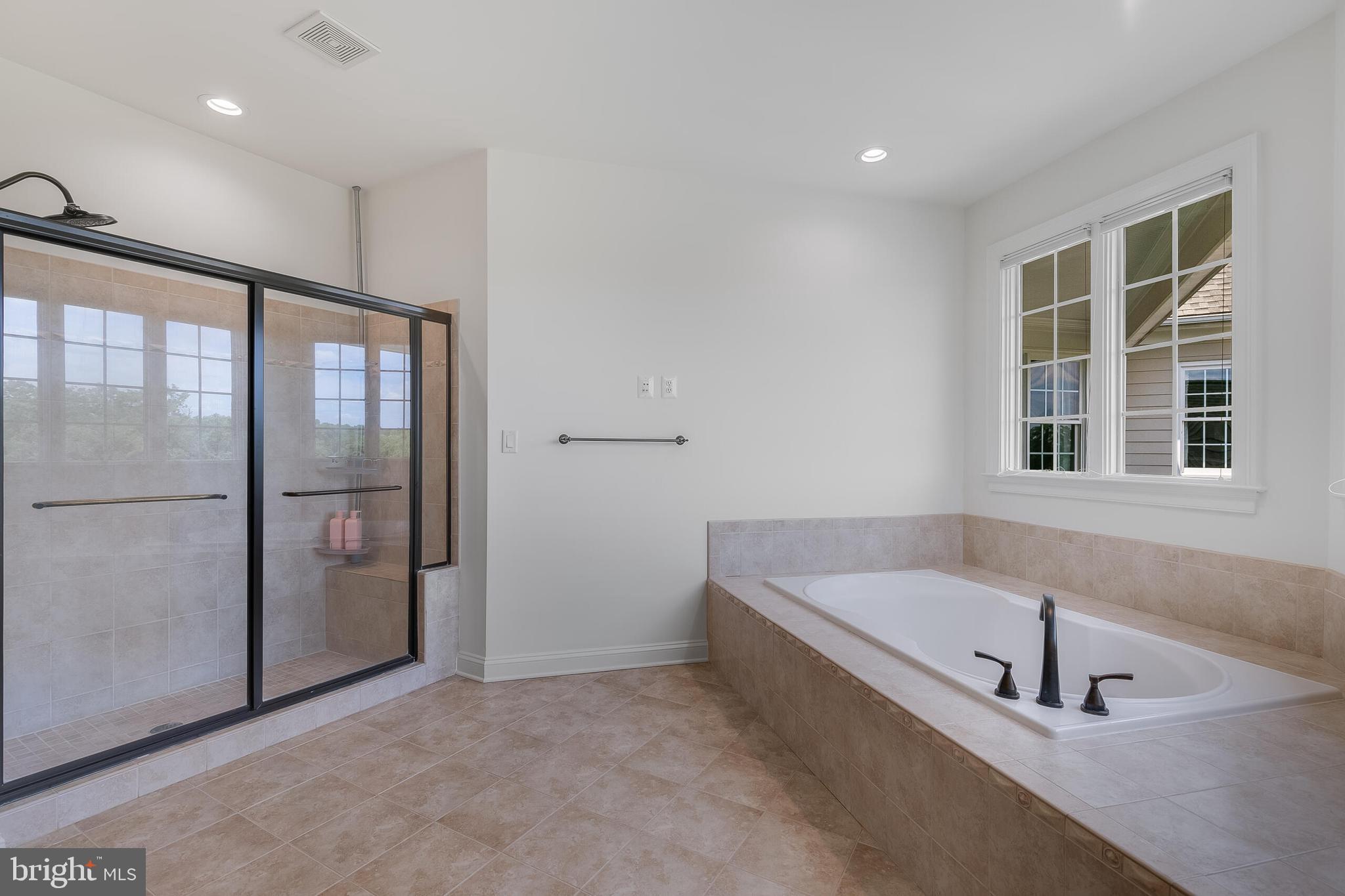 ROKEBY FARM - Residential