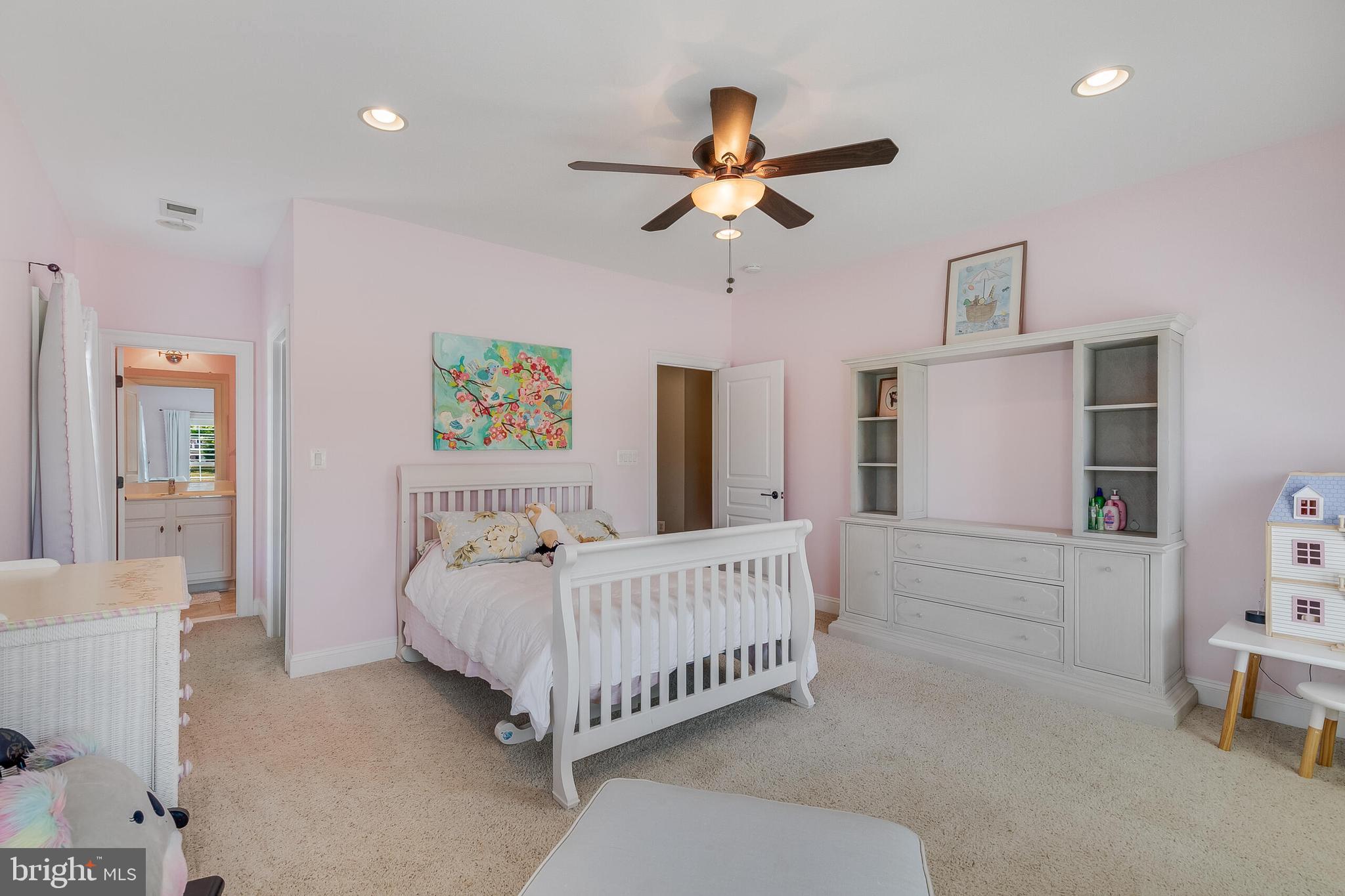 ROKEBY FARM - Residential