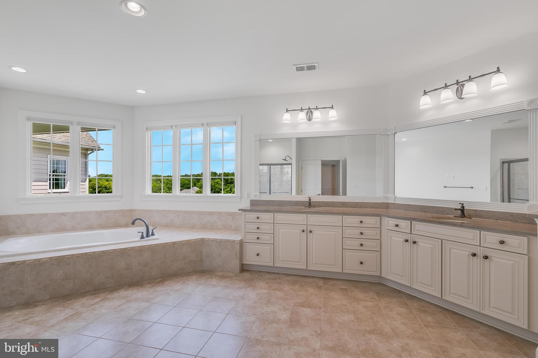 ROKEBY FARM - Residential