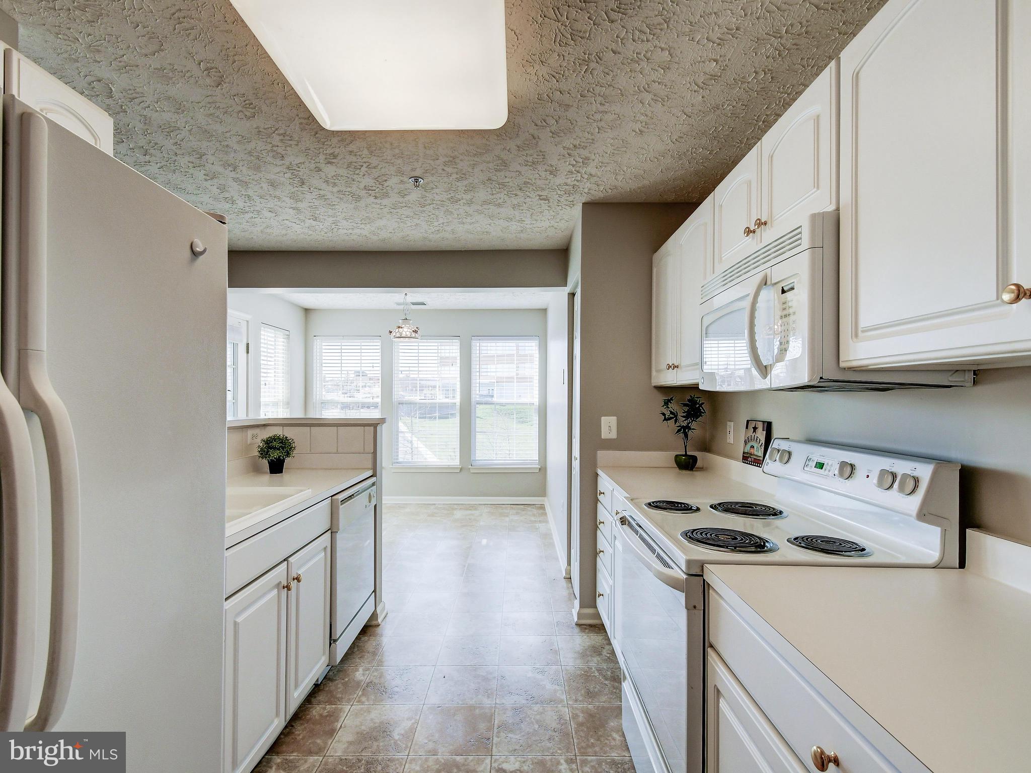 BRIGHT OAKS - Residential