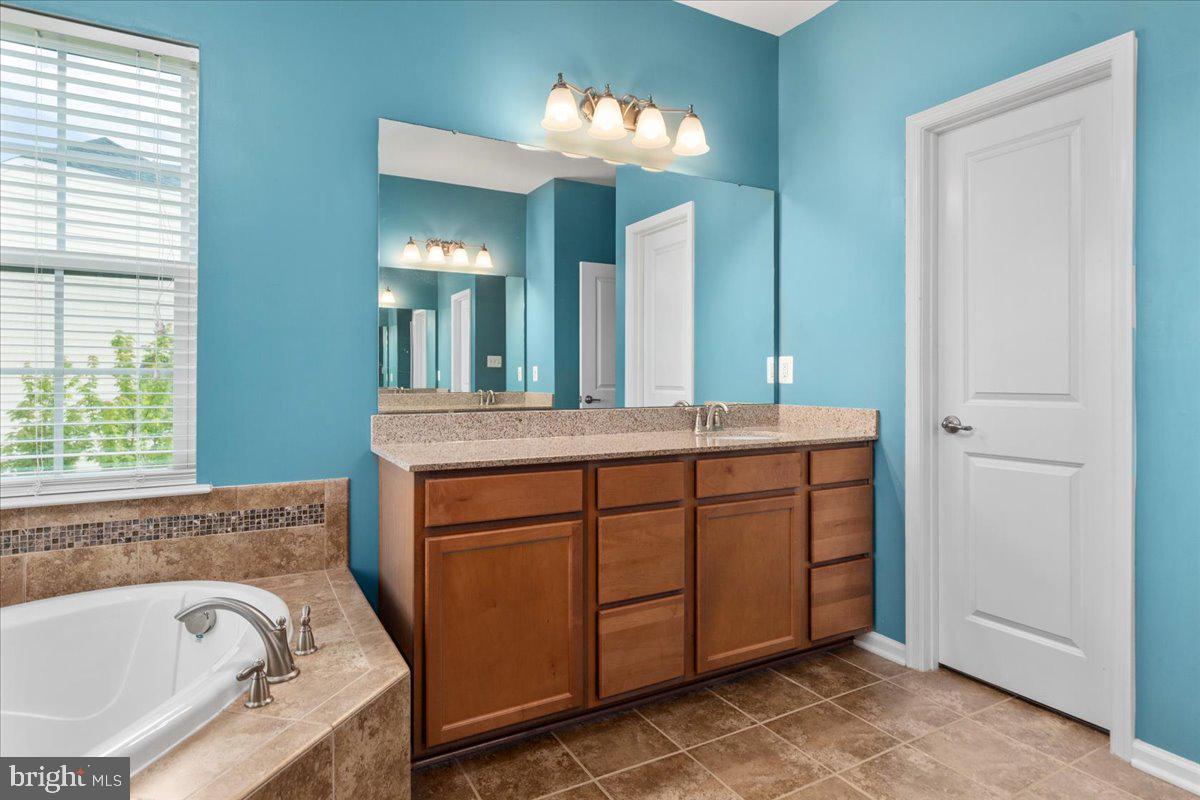 WENTWORTH GREEN - Residential