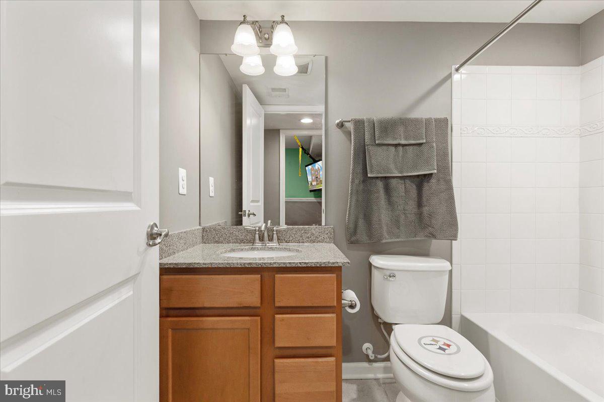 WENTWORTH GREEN - Residential