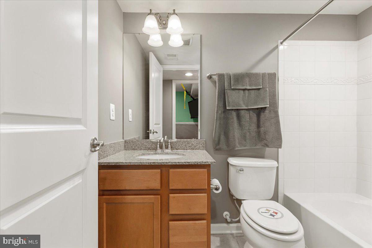 WENTWORTH GREEN - Residential