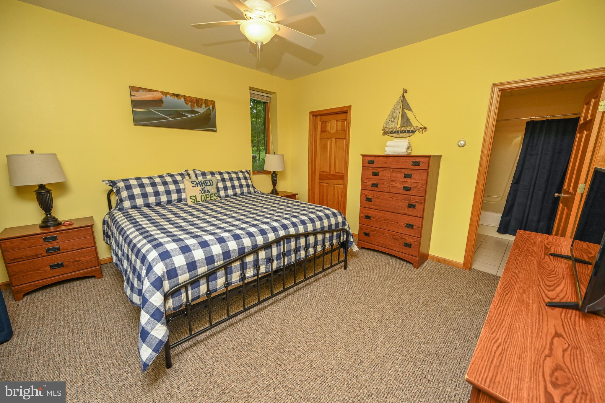 DEEP CREEK HIGHLANDS - Residential