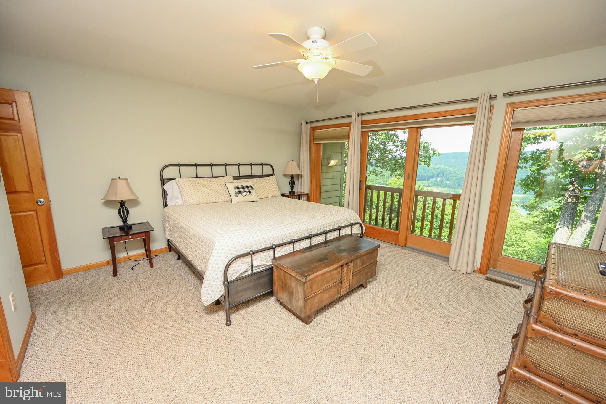 DEEP CREEK HIGHLANDS - Residential