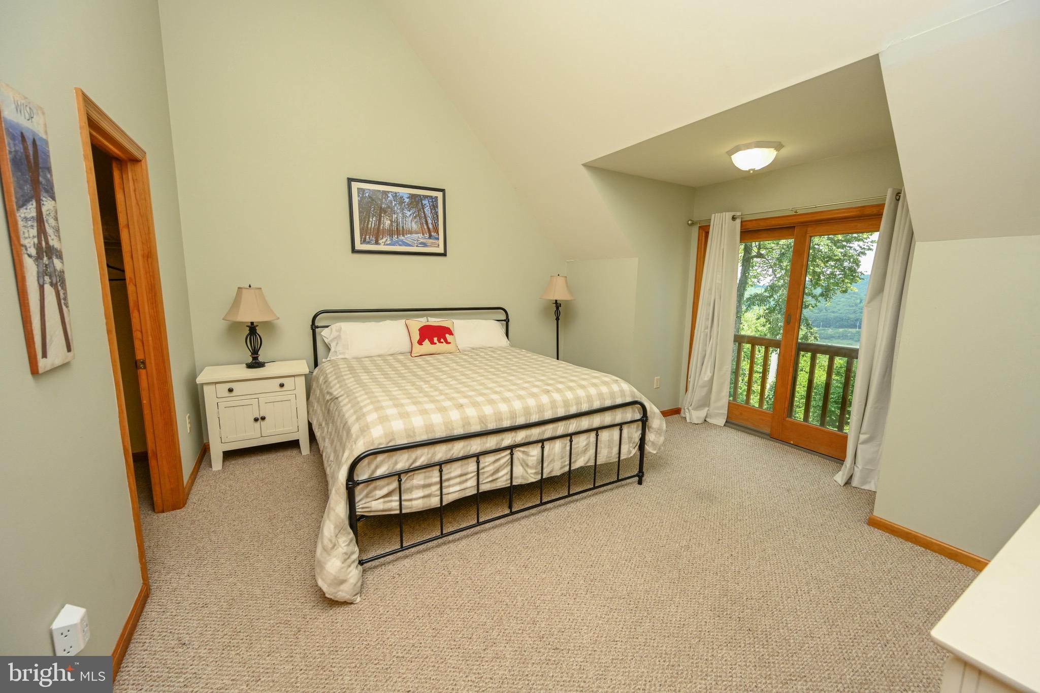 DEEP CREEK HIGHLANDS - Residential