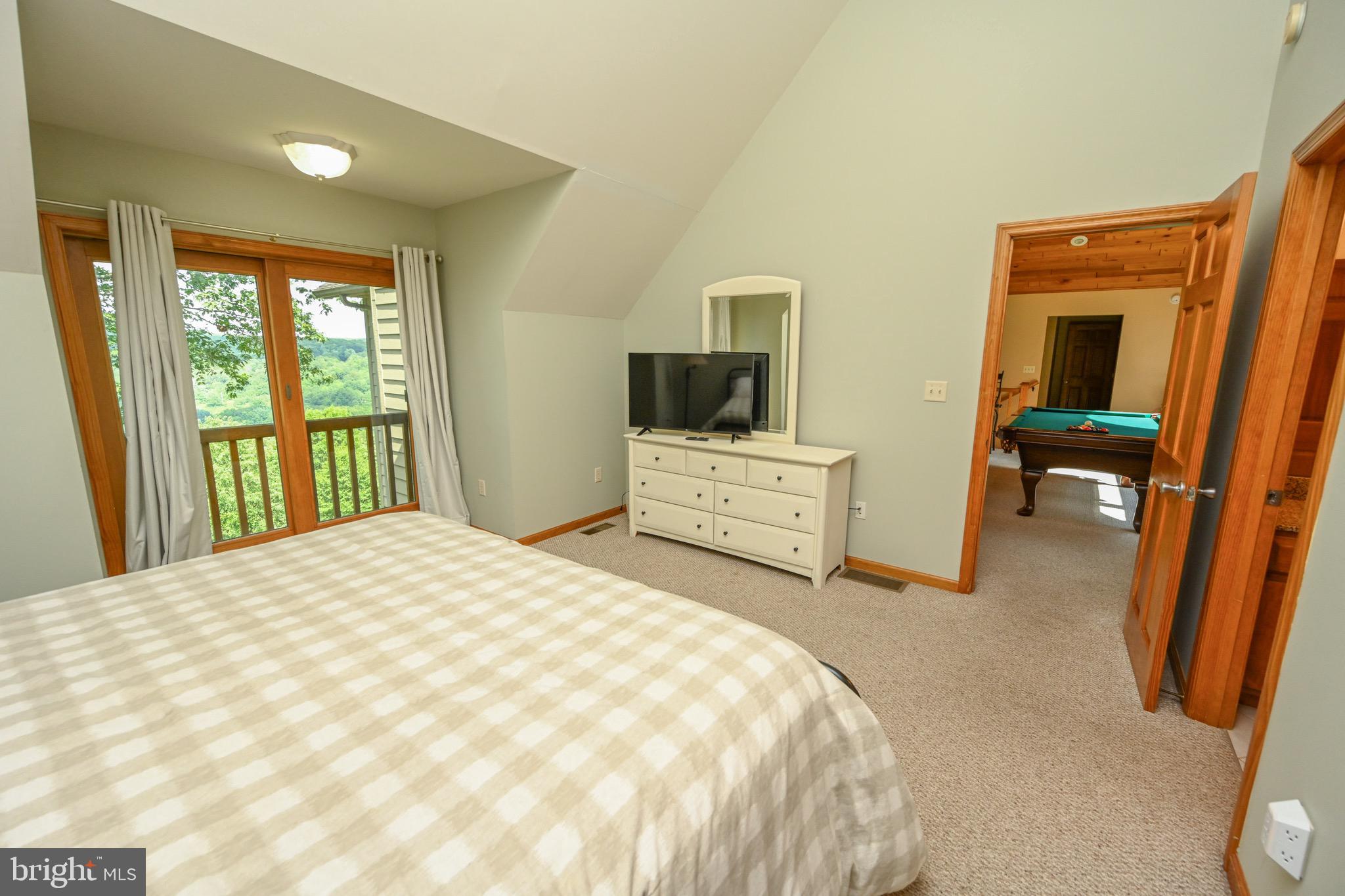 DEEP CREEK HIGHLANDS - Residential