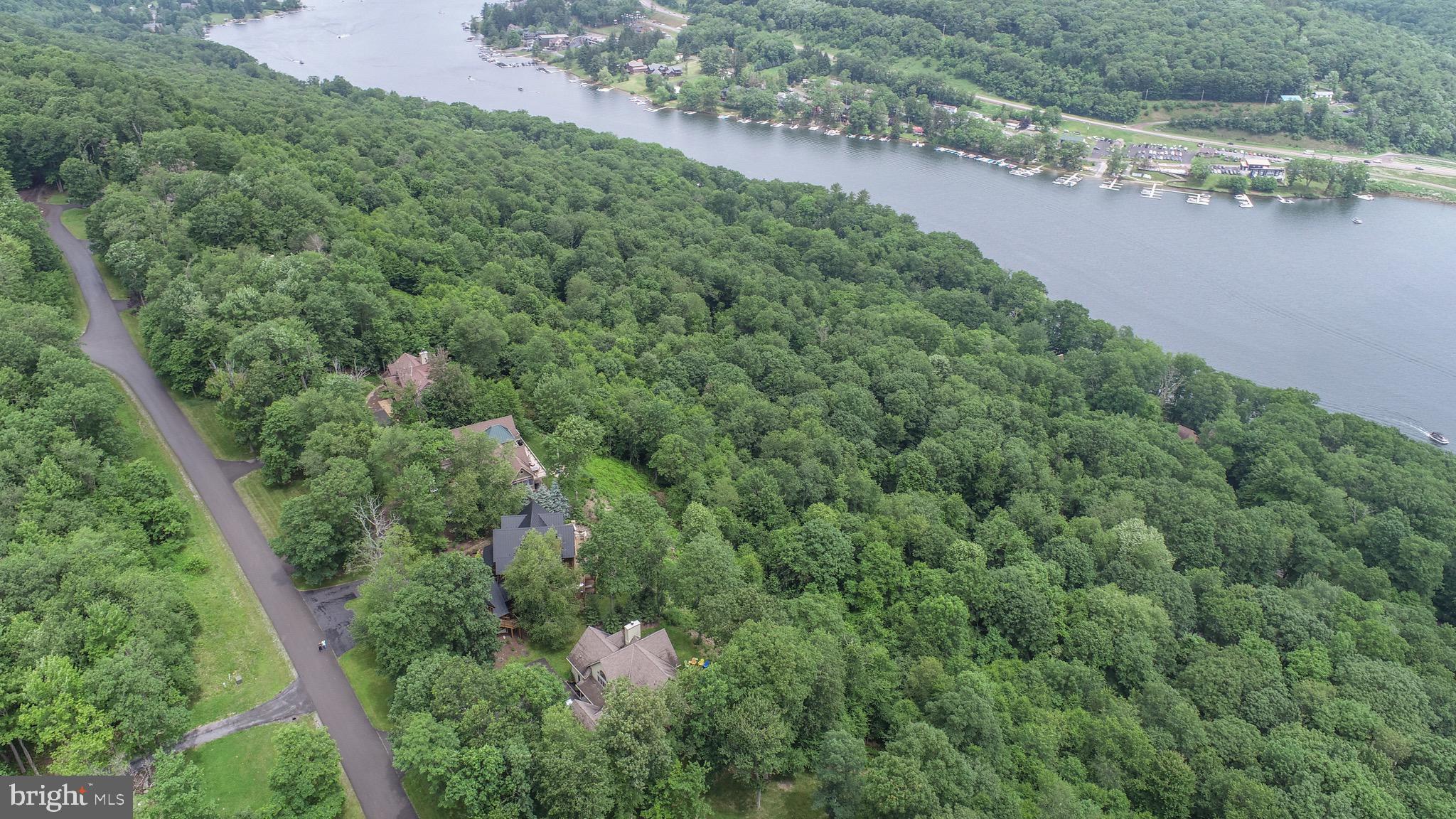 DEEP CREEK HIGHLANDS - Residential