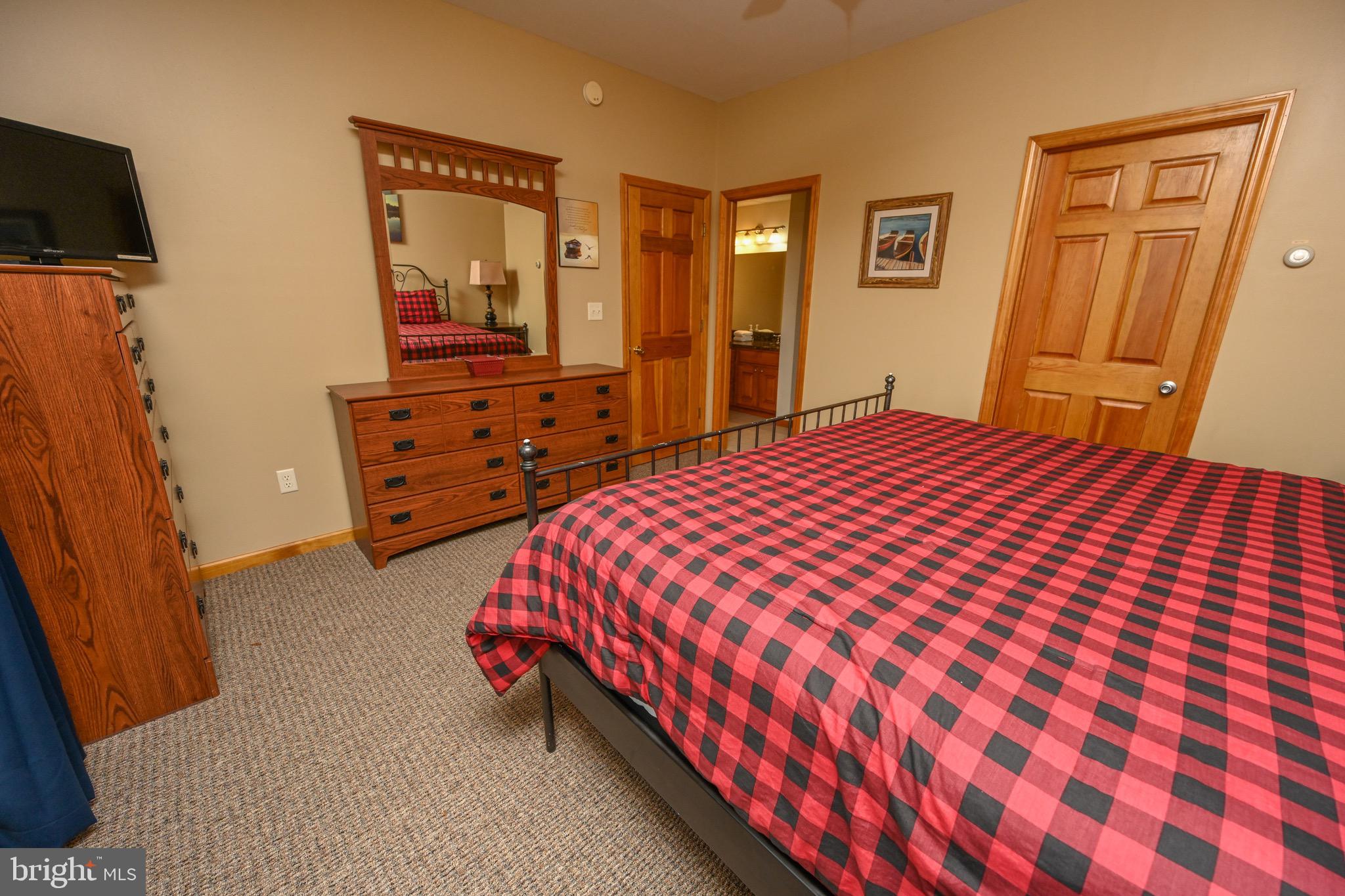 DEEP CREEK HIGHLANDS - Residential