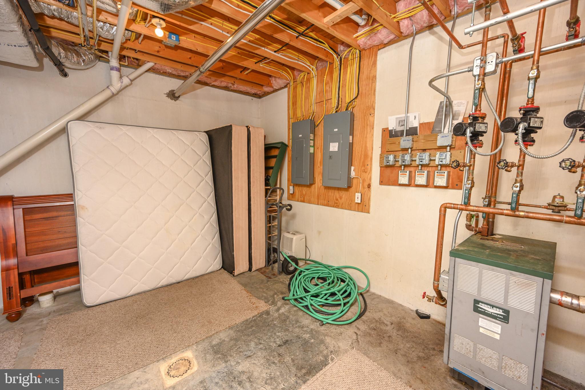 DEEP CREEK HIGHLANDS - Residential