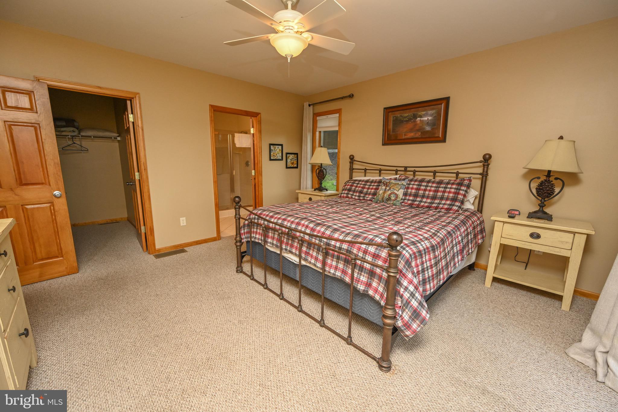 DEEP CREEK HIGHLANDS - Residential