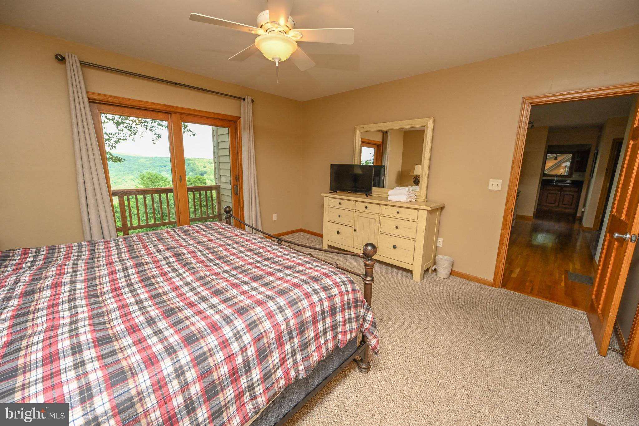 DEEP CREEK HIGHLANDS - Residential