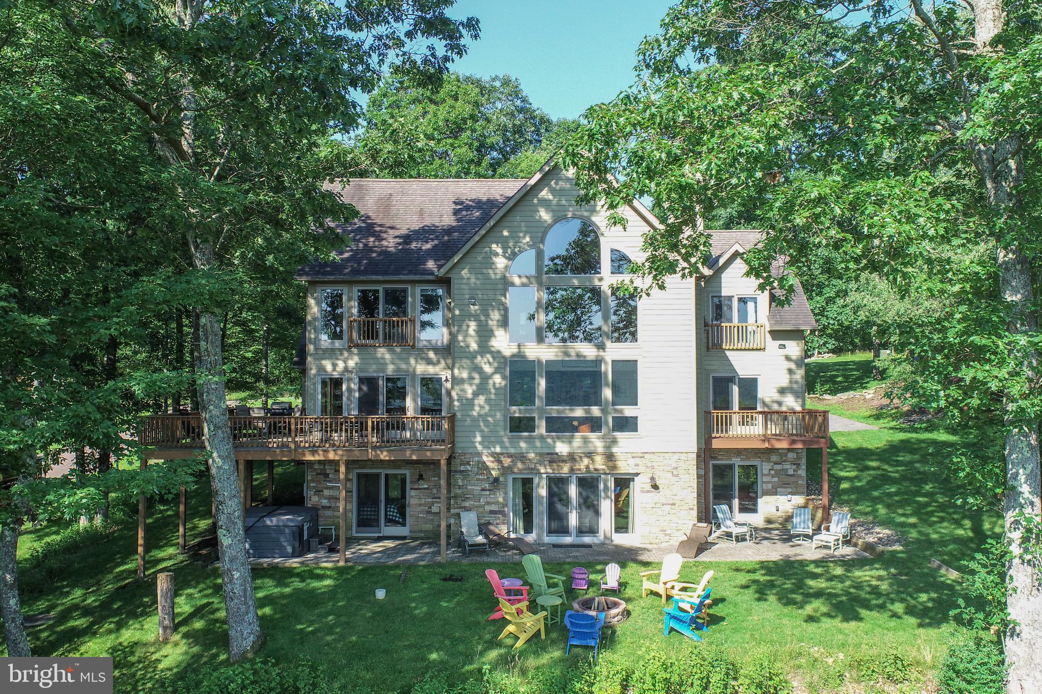 DEEP CREEK HIGHLANDS - Residential