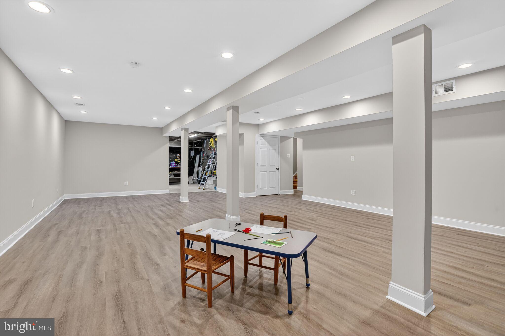 CEDAR RUN - Residential