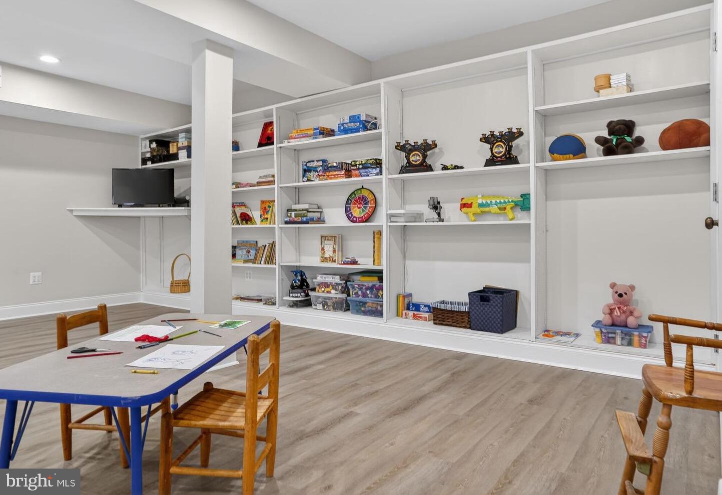 CEDAR RUN - Residential