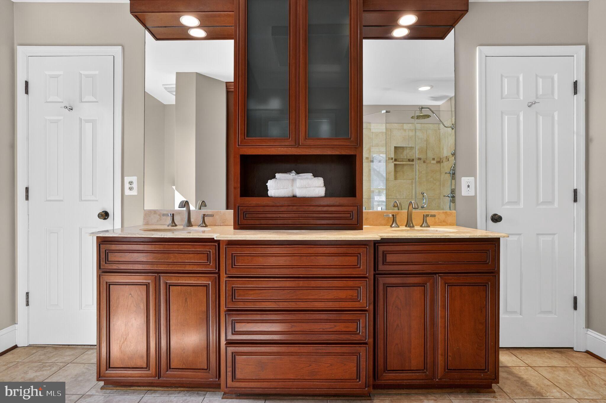 CEDAR RUN - Residential