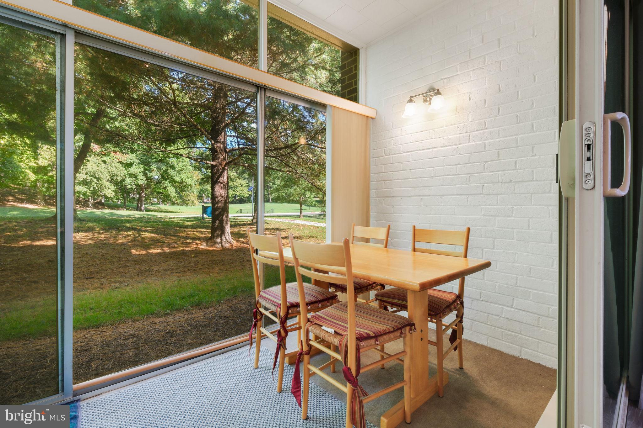 LEISURE WORLD - Residential