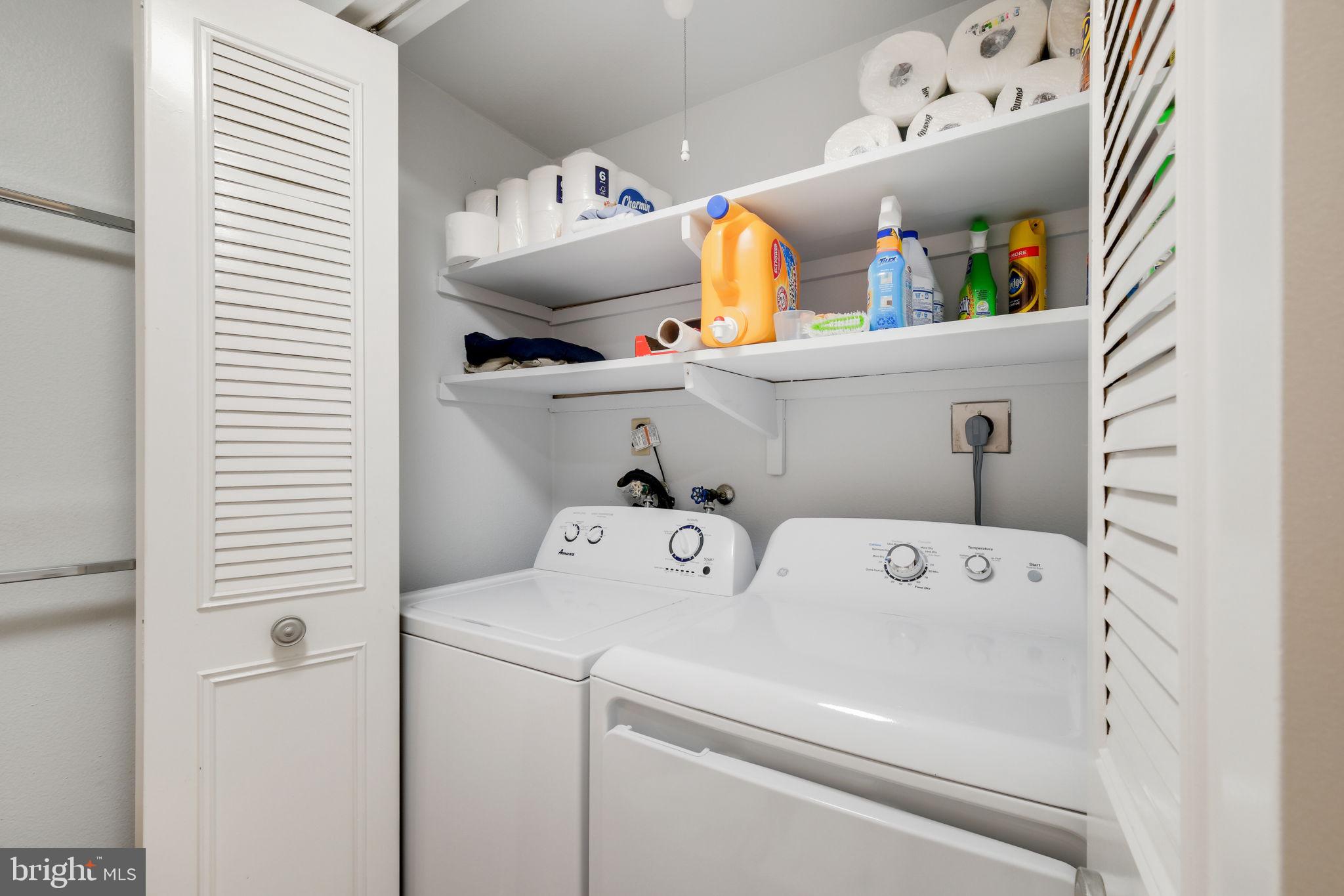 LEISURE WORLD - Residential