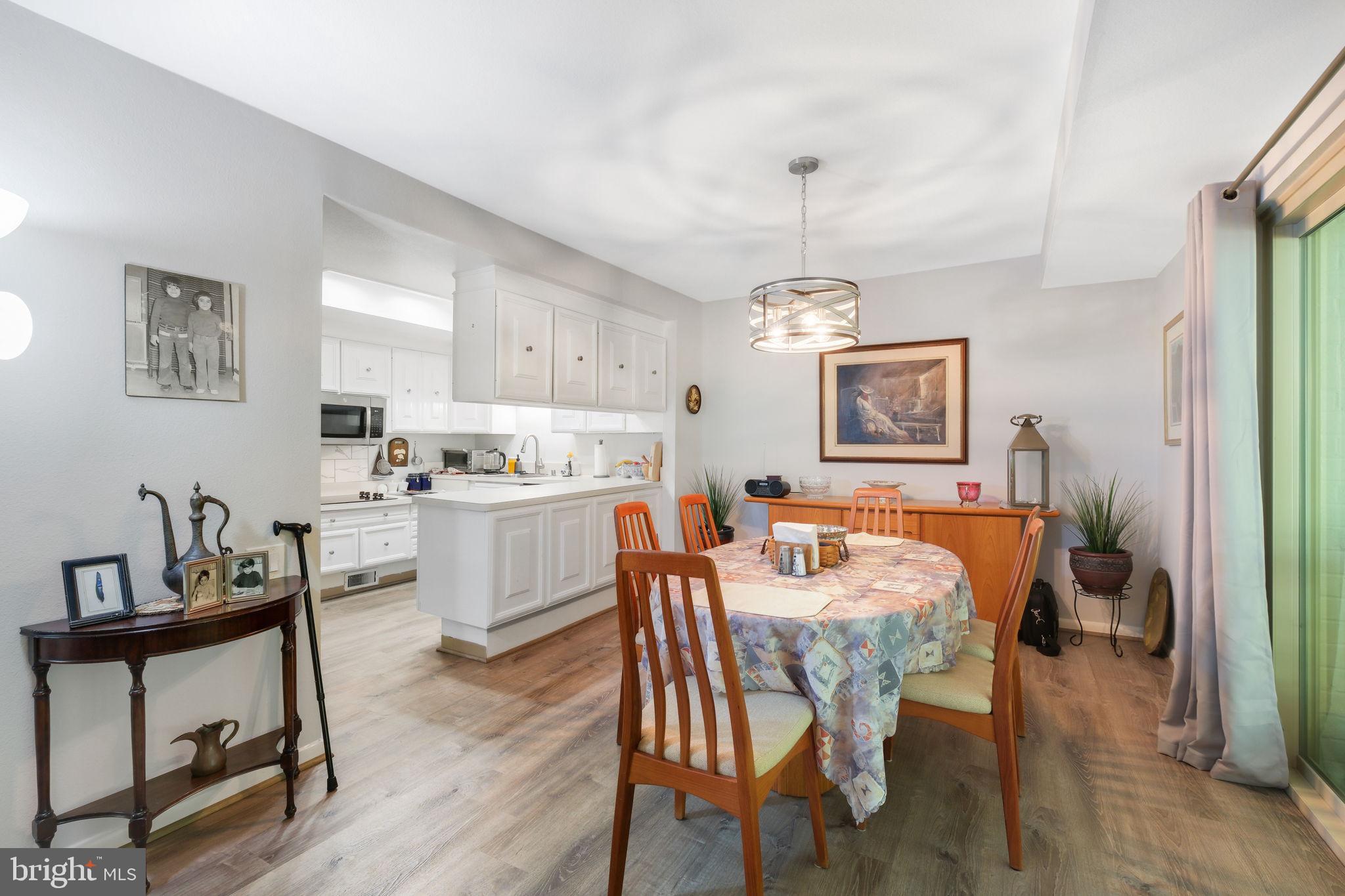 LEISURE WORLD - Residential