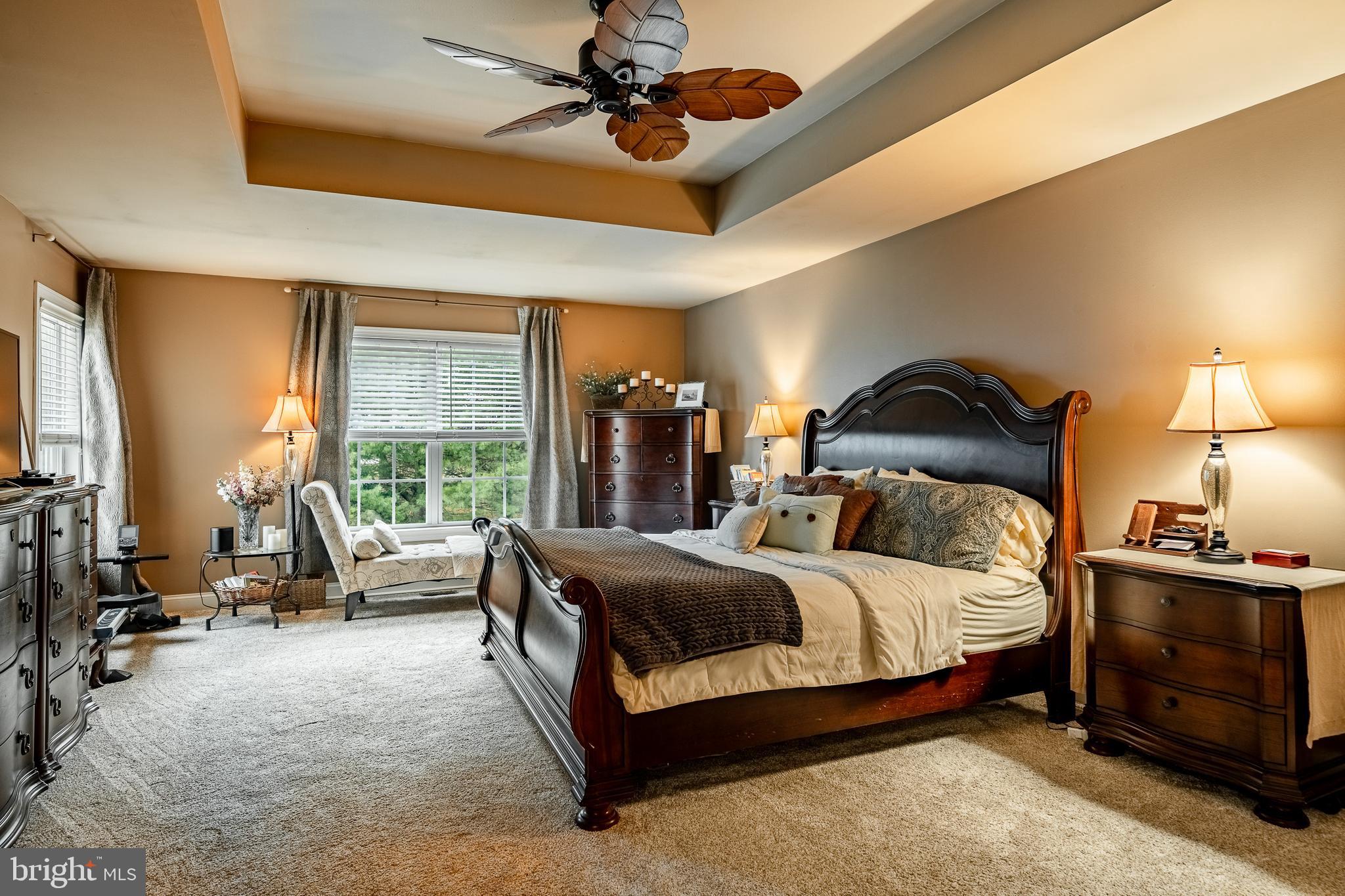 CHERRY CREEK - Residential