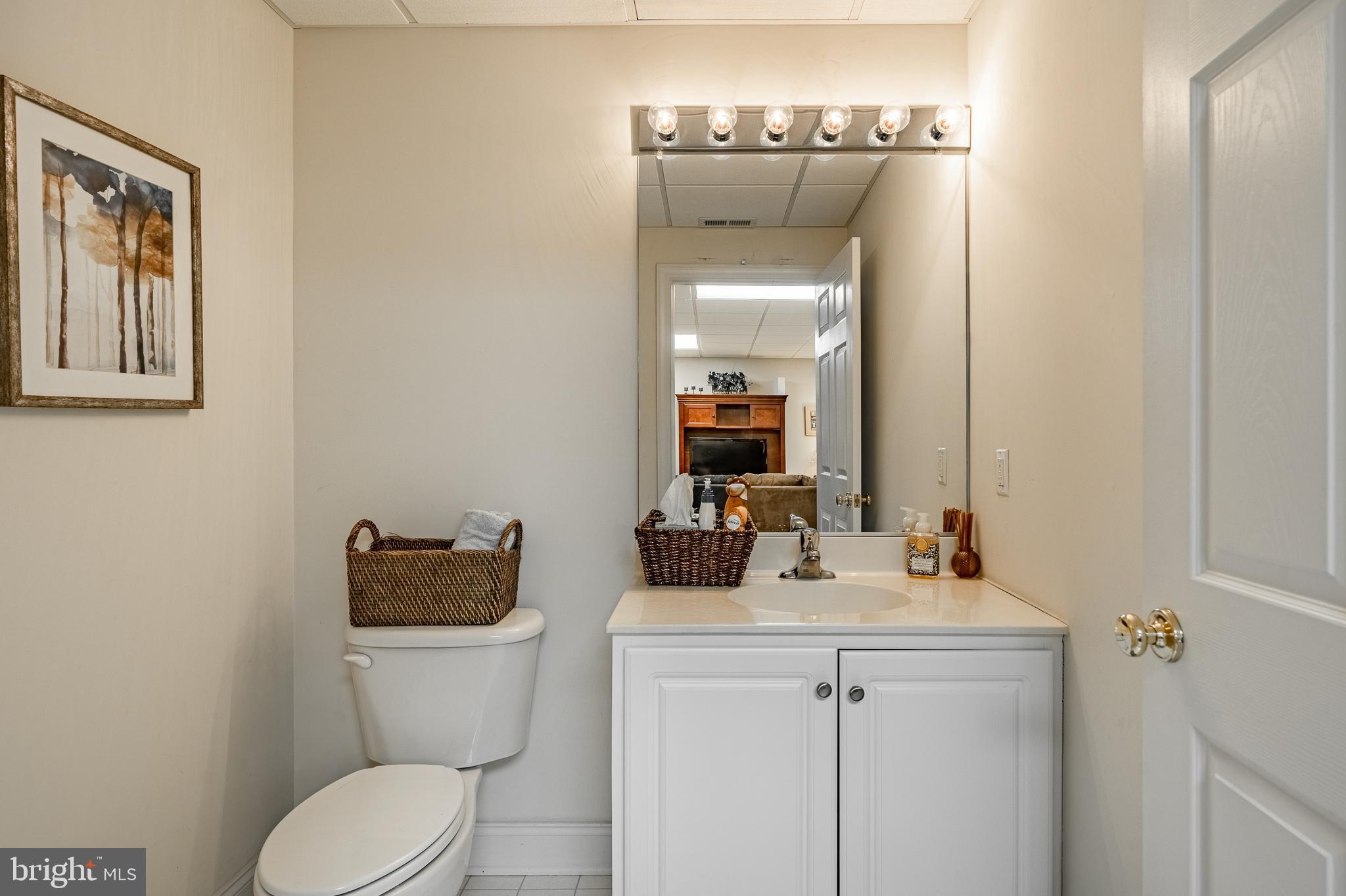 CHERRY CREEK - Residential