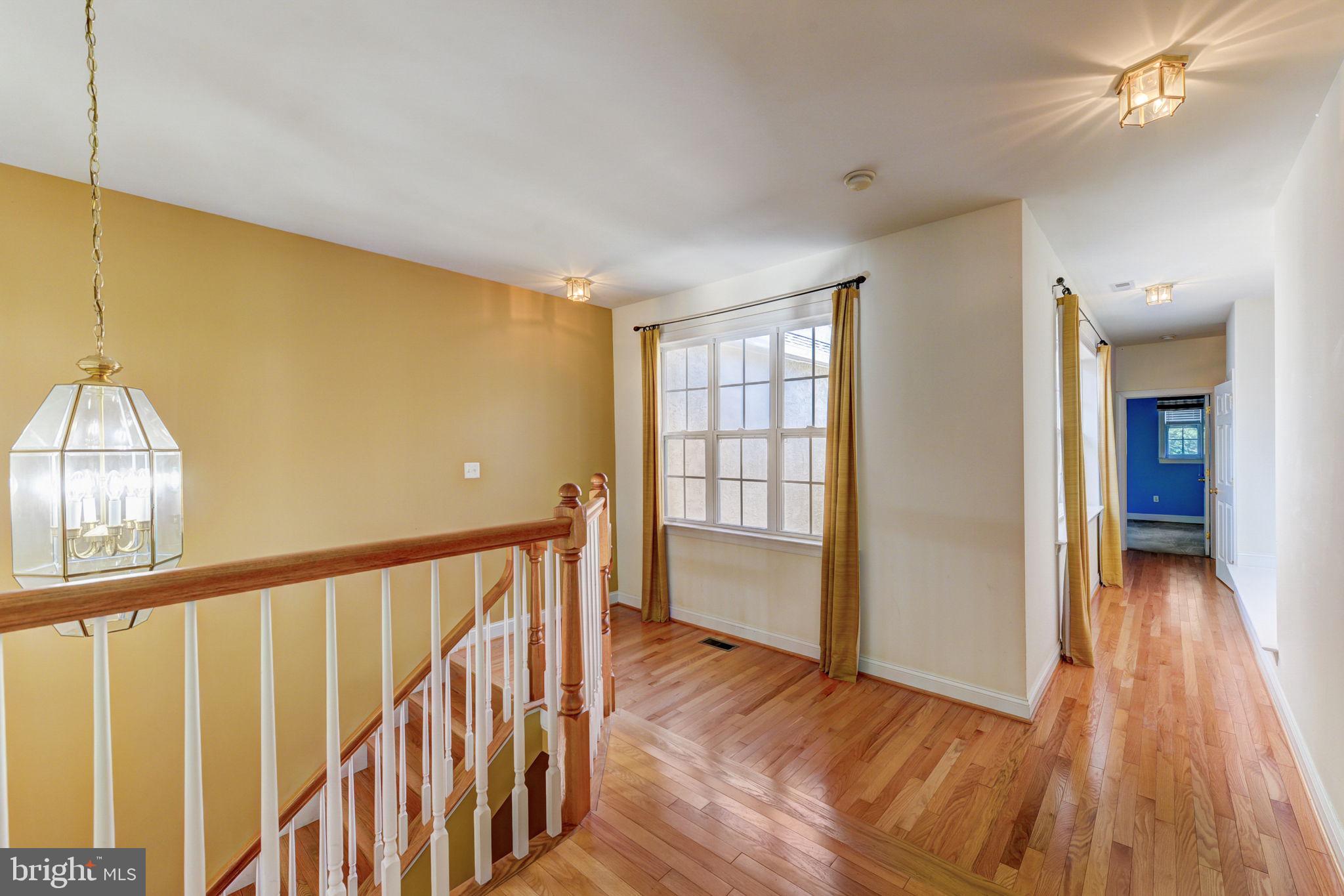 CHERRY CREEK - Residential