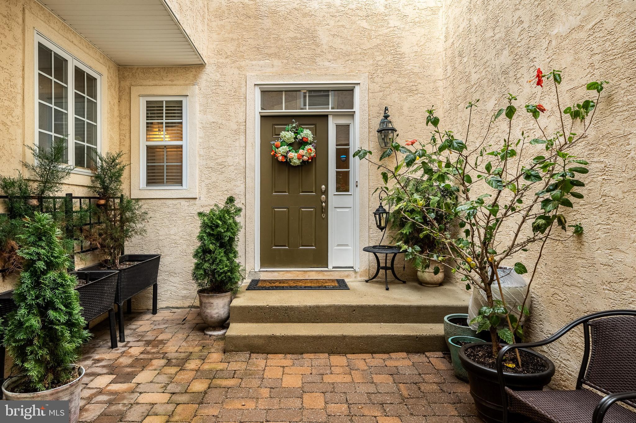 CHERRY CREEK - Residential
