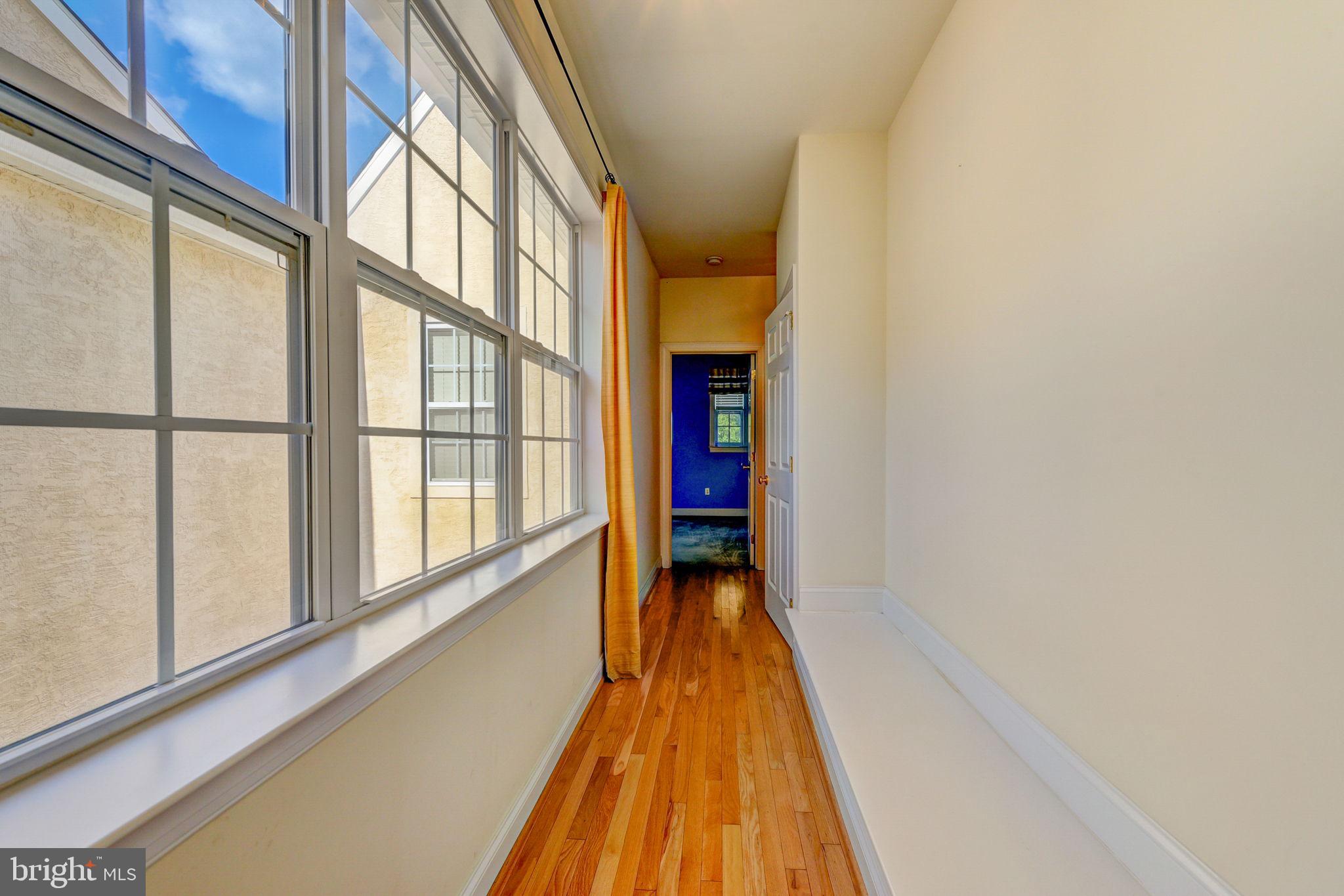 CHERRY CREEK - Residential
