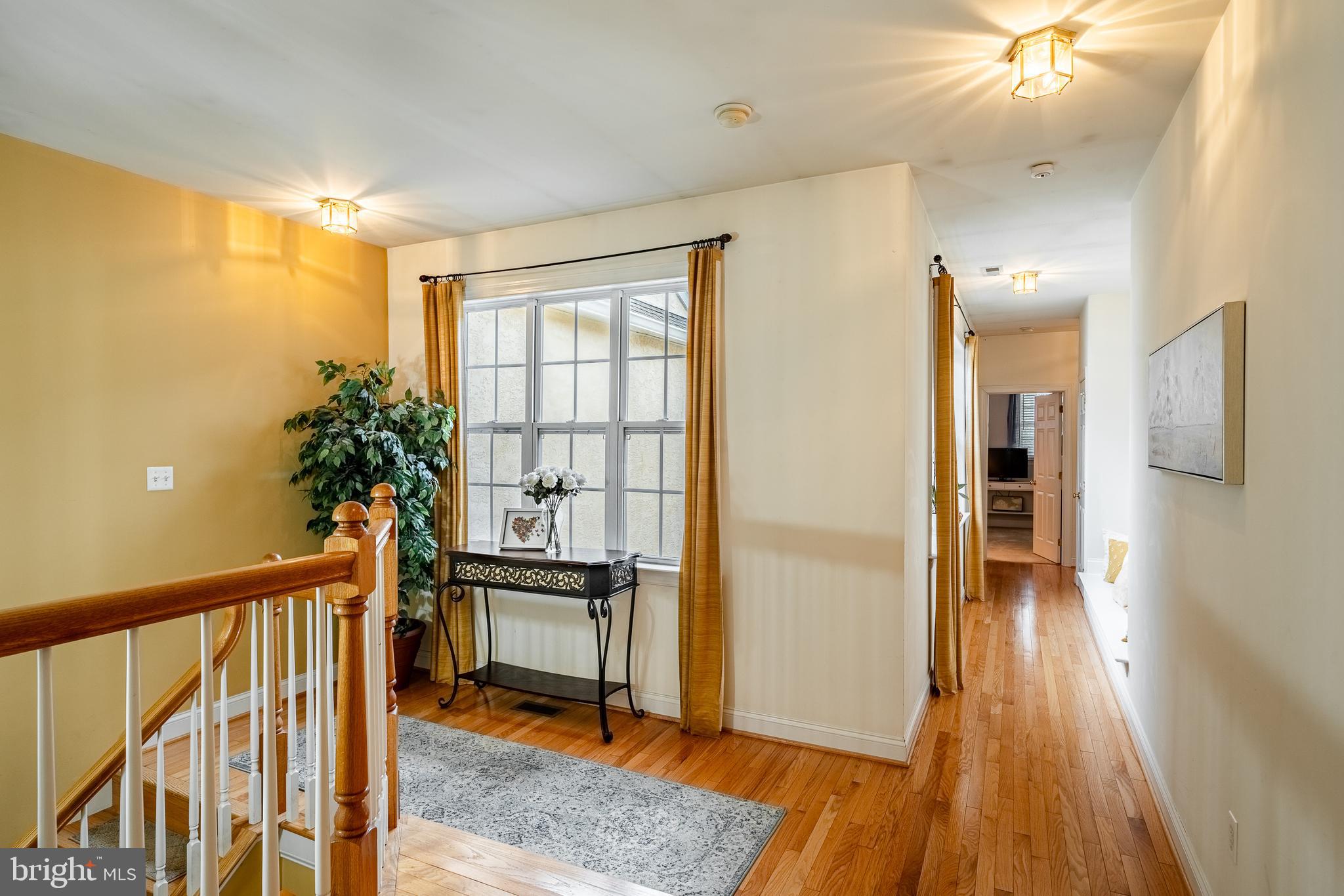 CHERRY CREEK - Residential