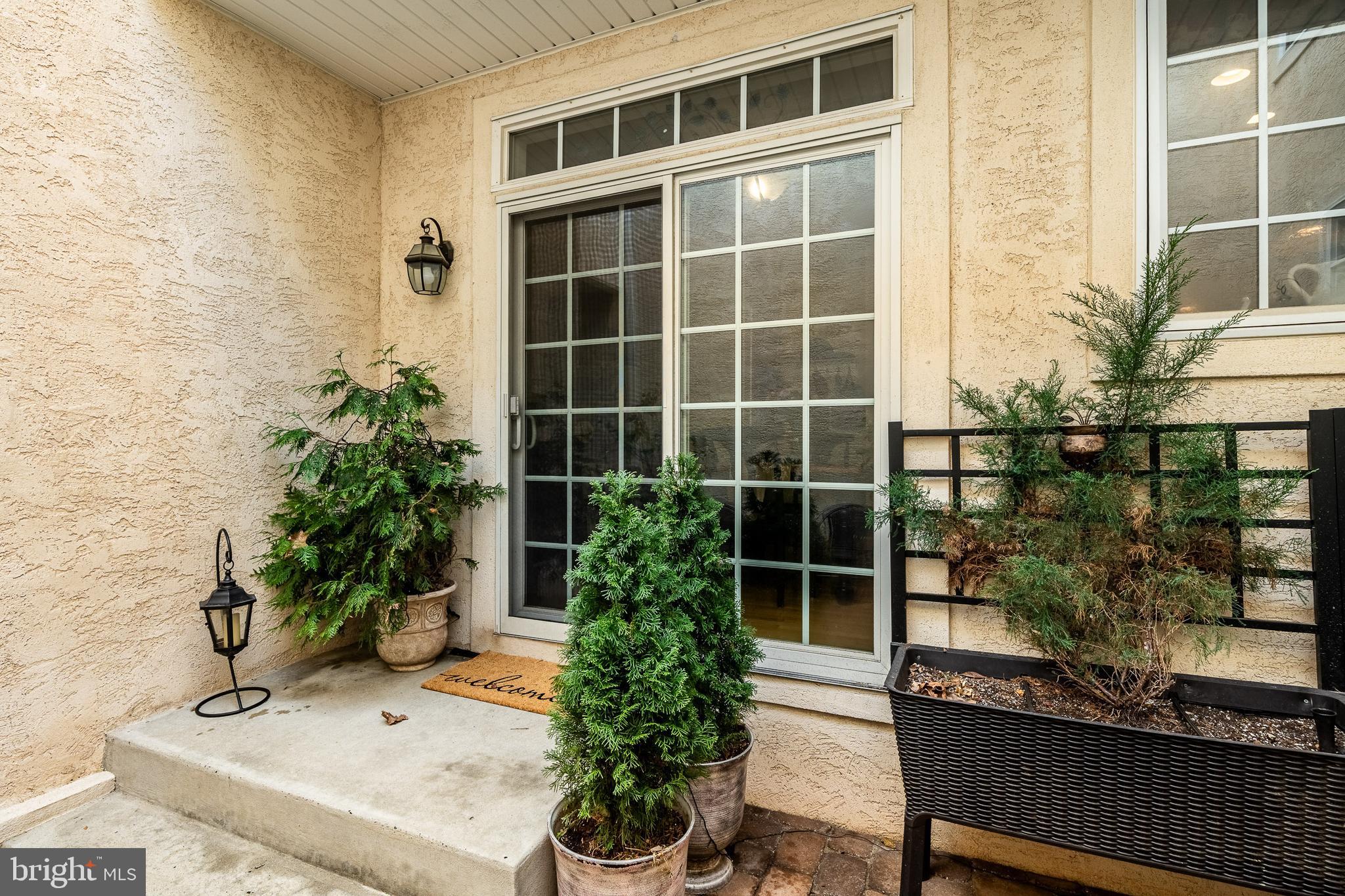 CHERRY CREEK - Residential