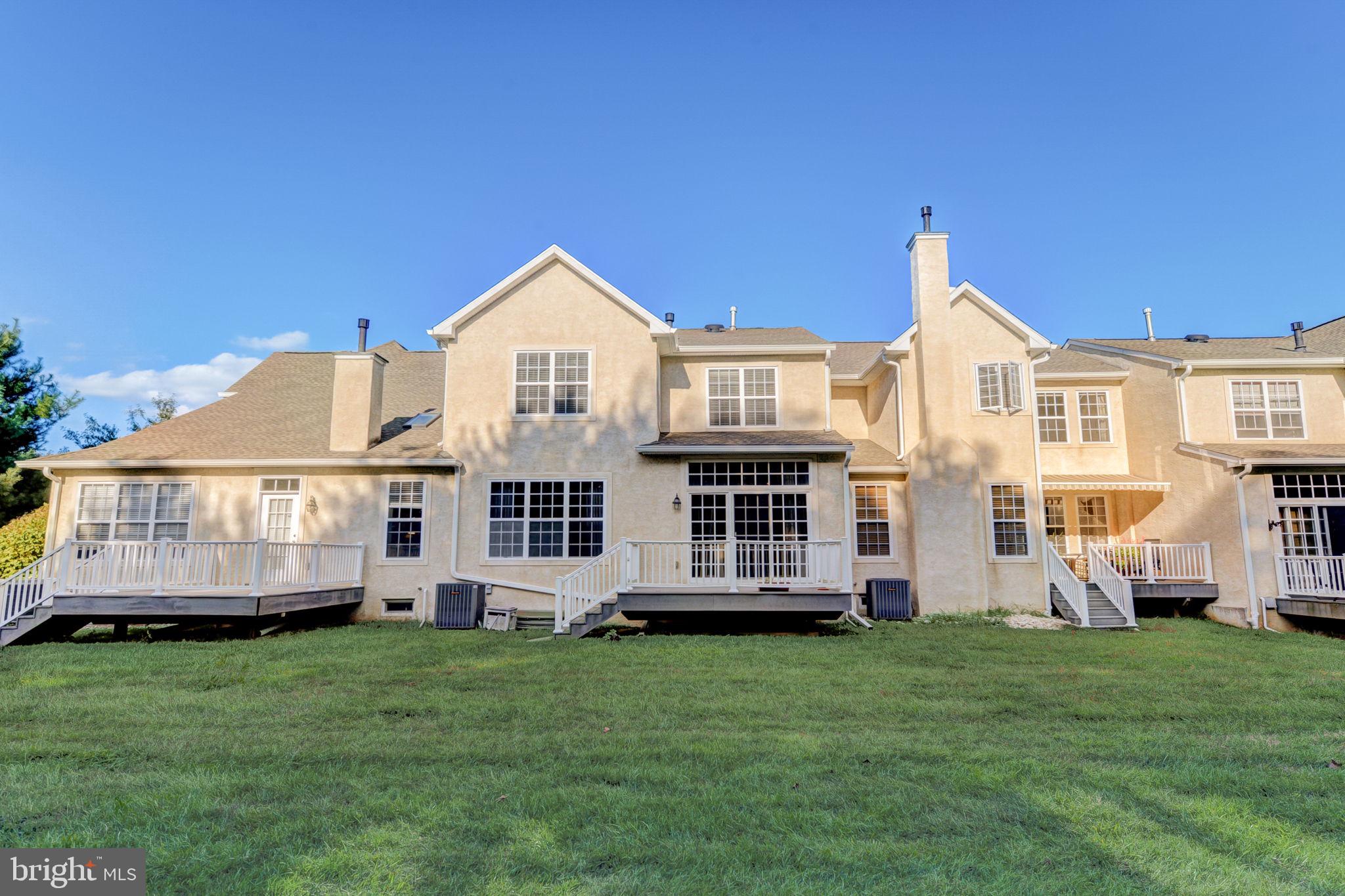 CHERRY CREEK - Residential