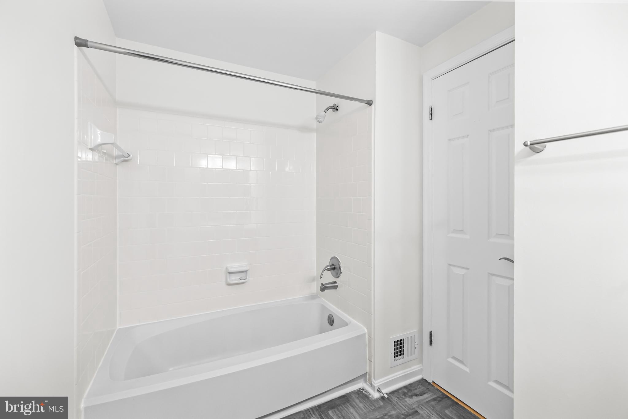 BURKE CENTRE - Residential