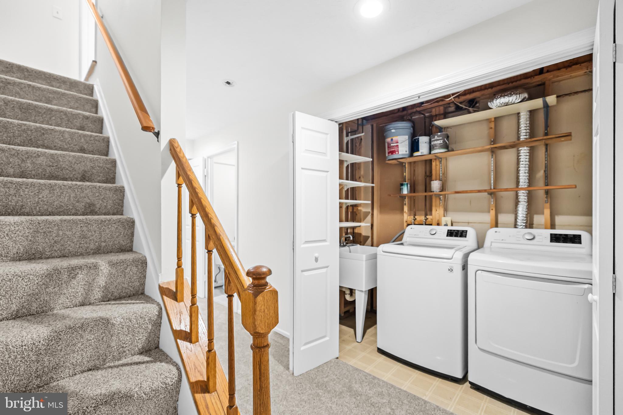 BURKE CENTRE - Residential