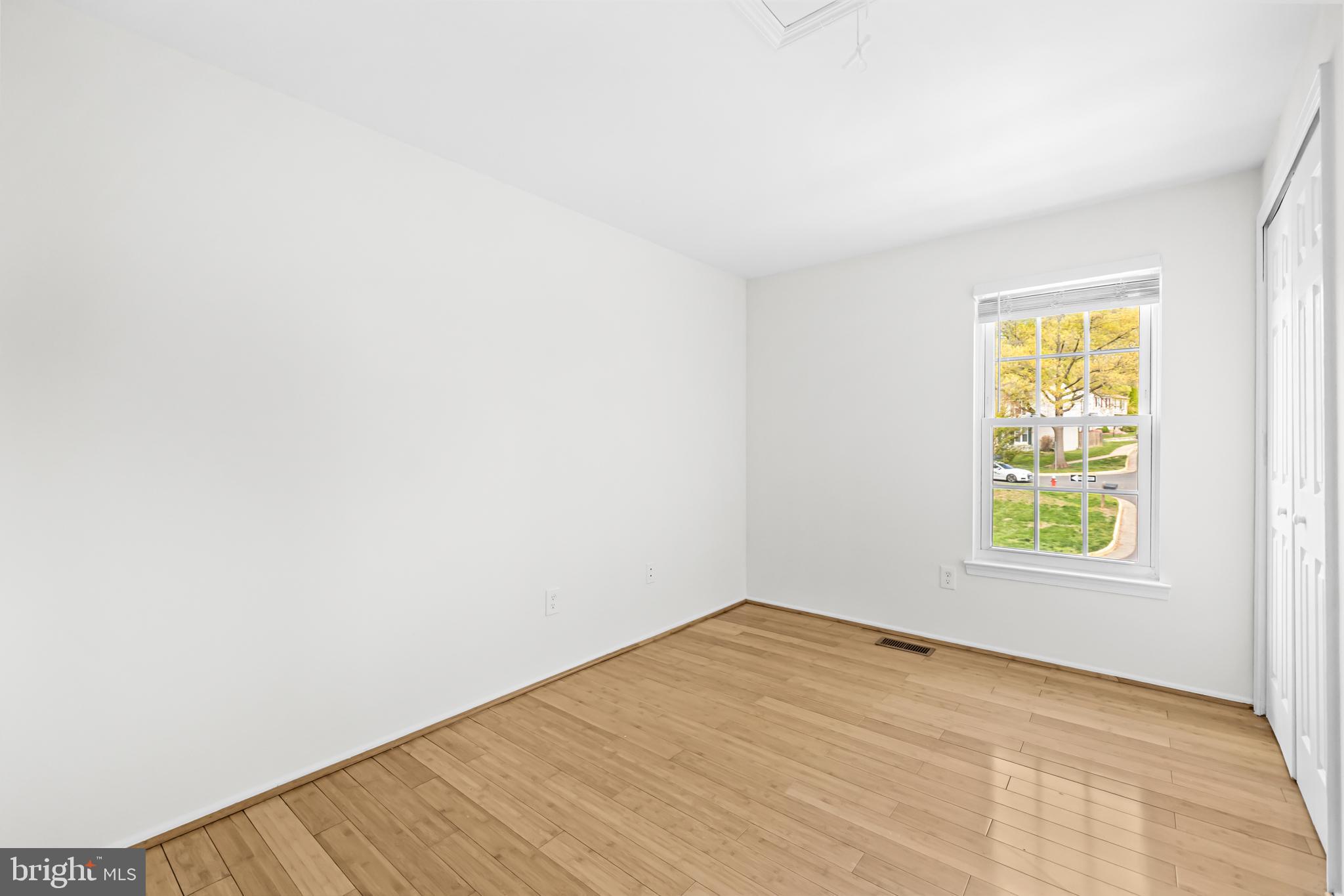 BURKE CENTRE - Residential