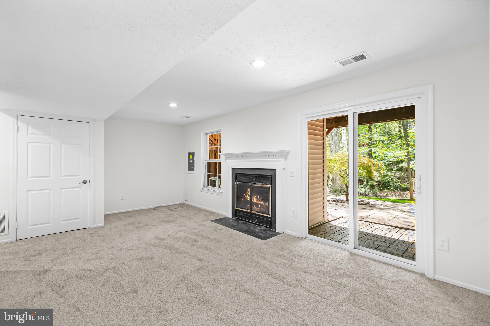 BURKE CENTRE - Residential