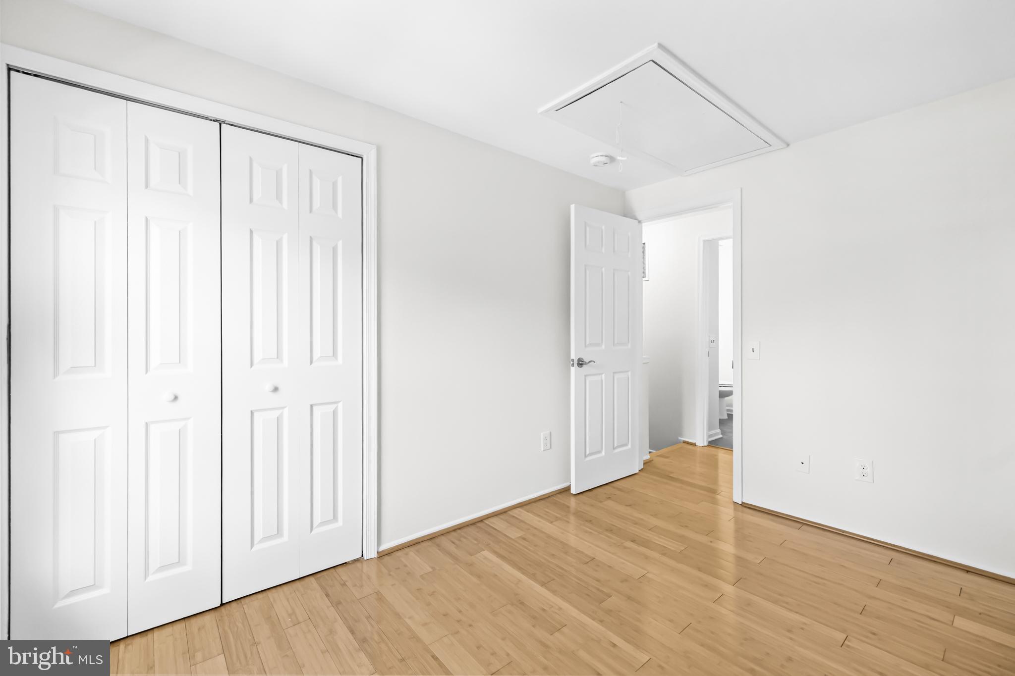 BURKE CENTRE - Residential