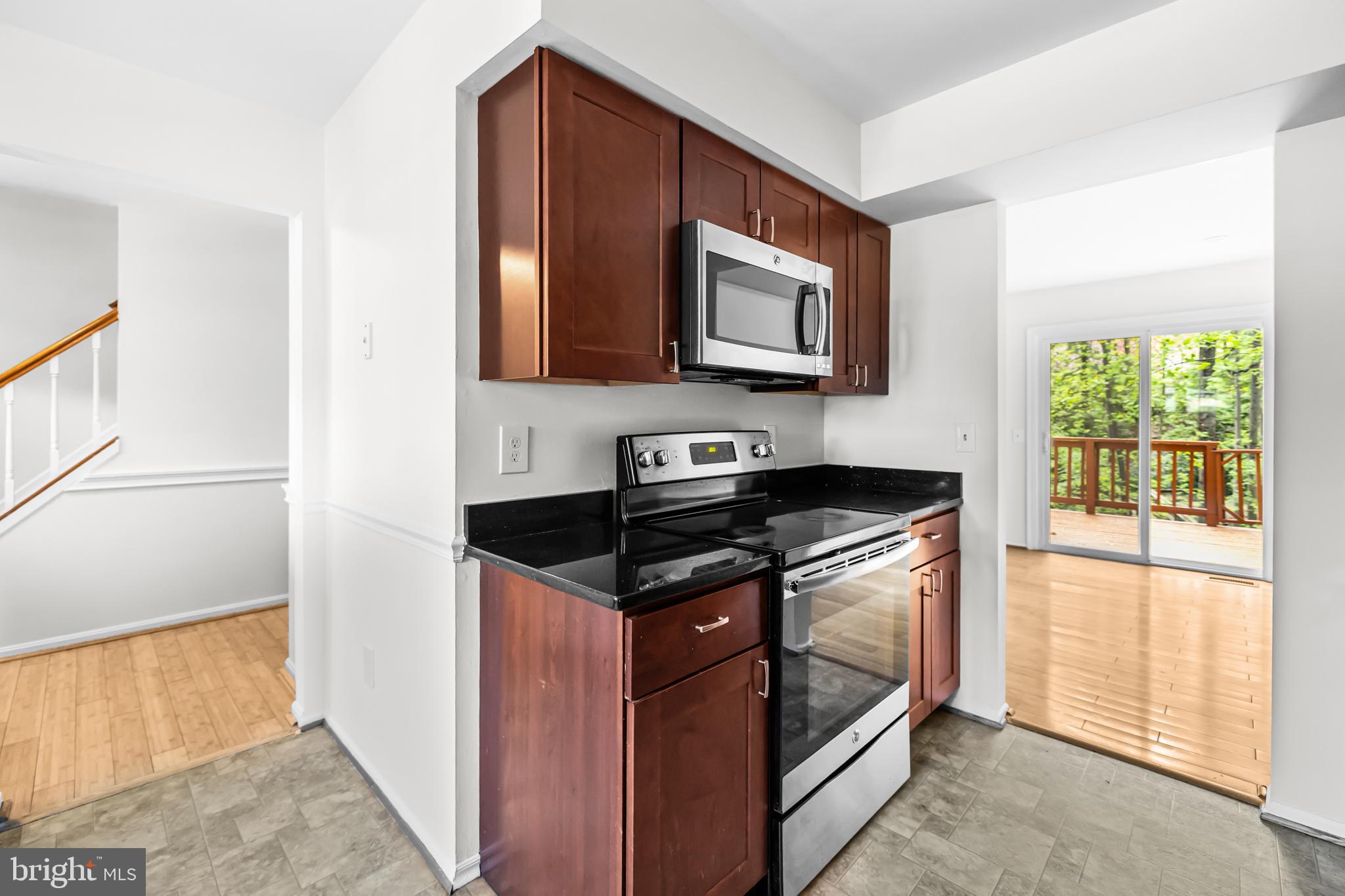 BURKE CENTRE - Residential