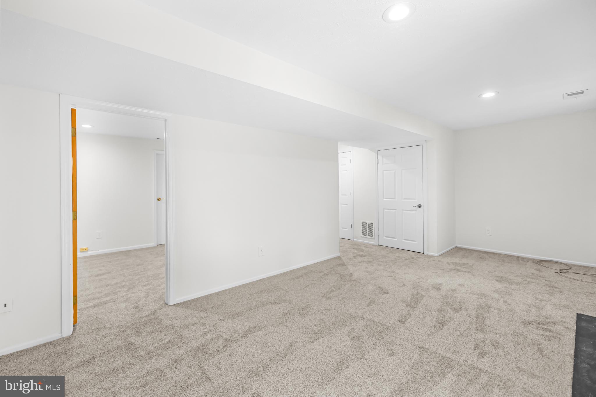 BURKE CENTRE - Residential