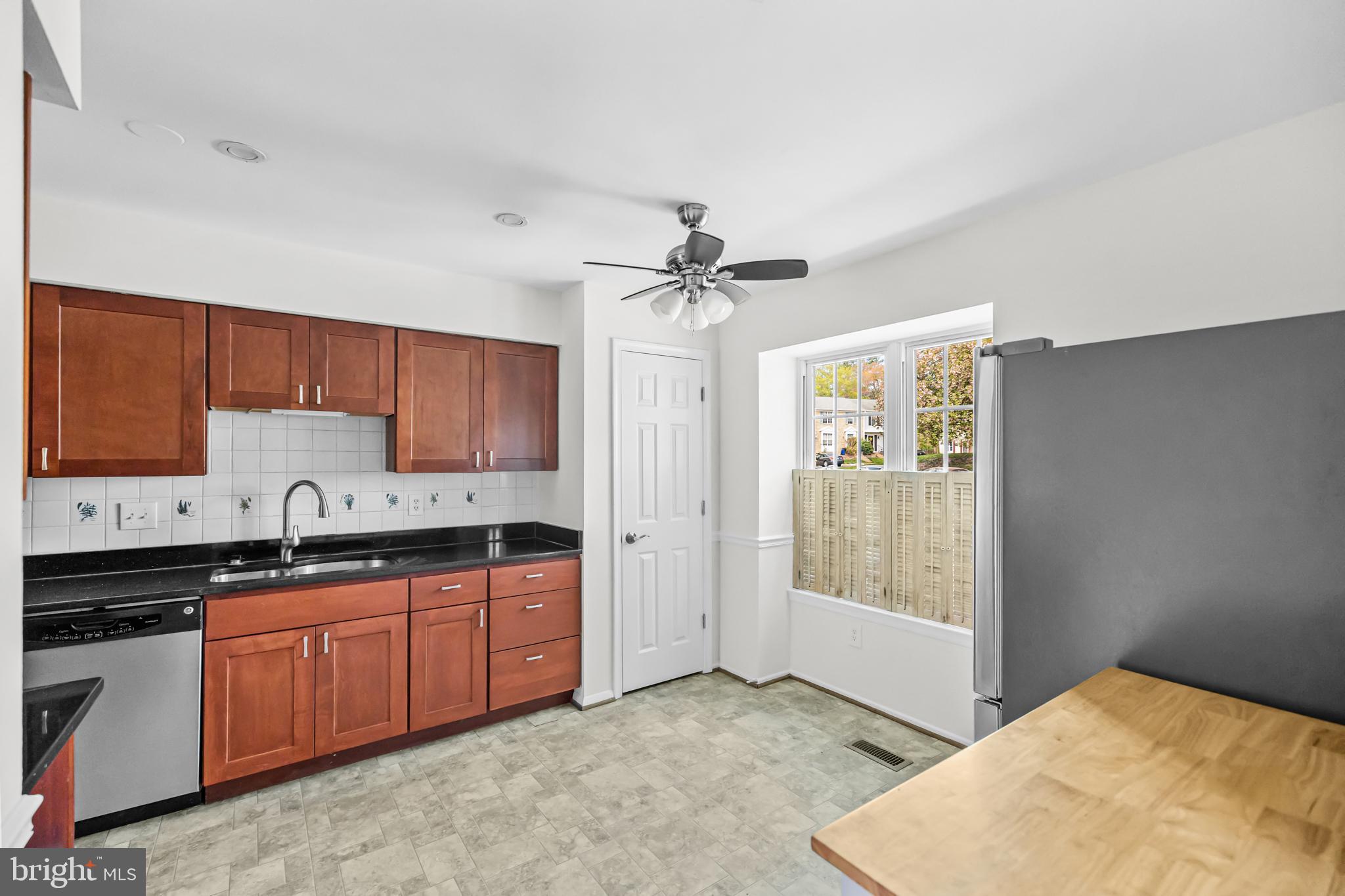 BURKE CENTRE - Residential