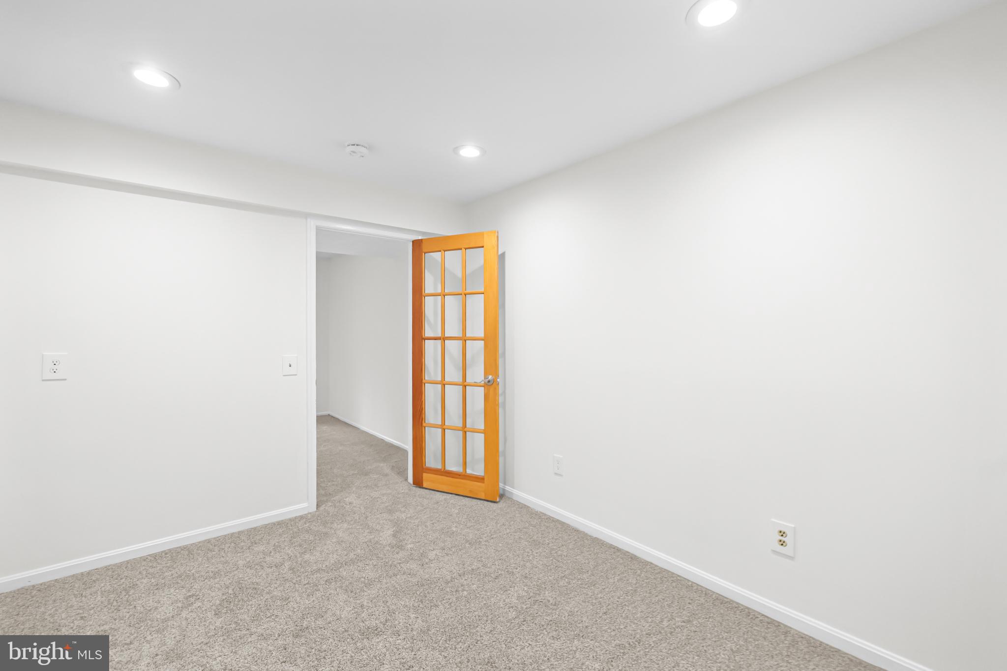 BURKE CENTRE - Residential