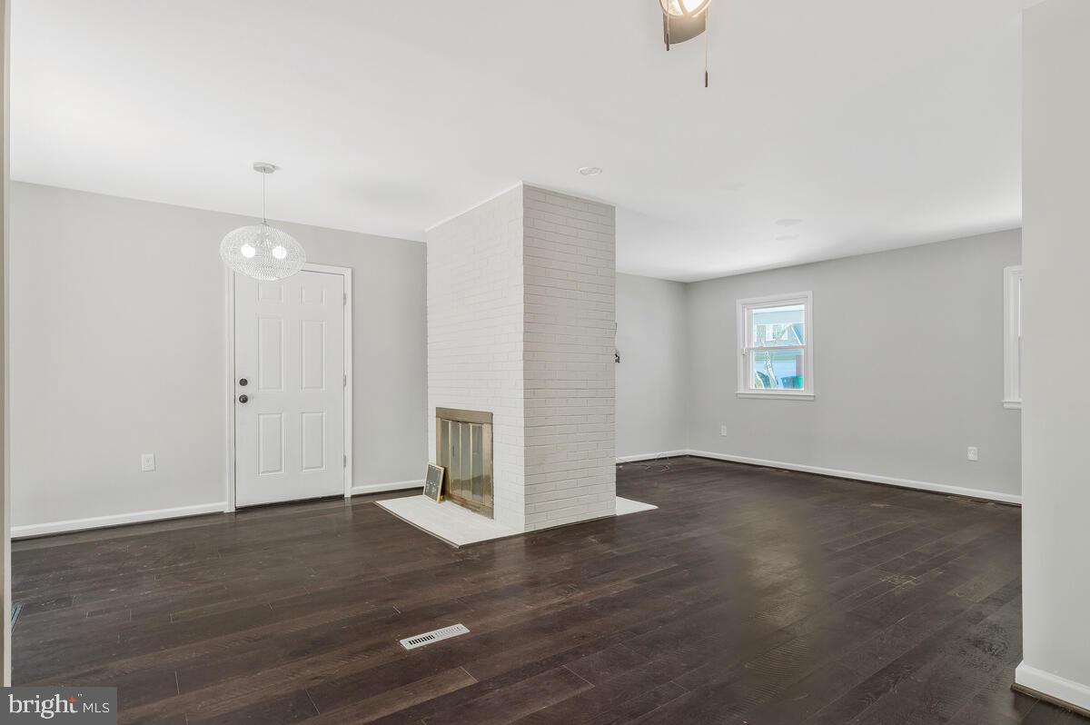 MARLTON - Residential Lease