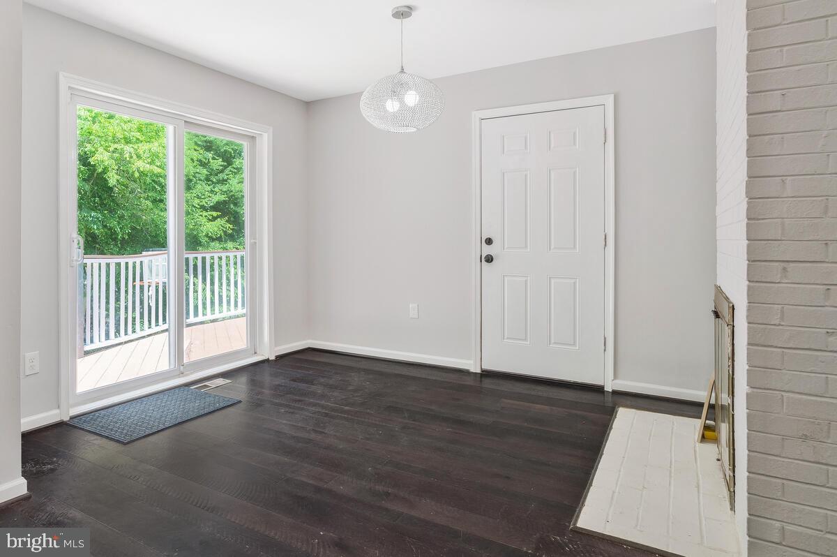 MARLTON - Residential Lease