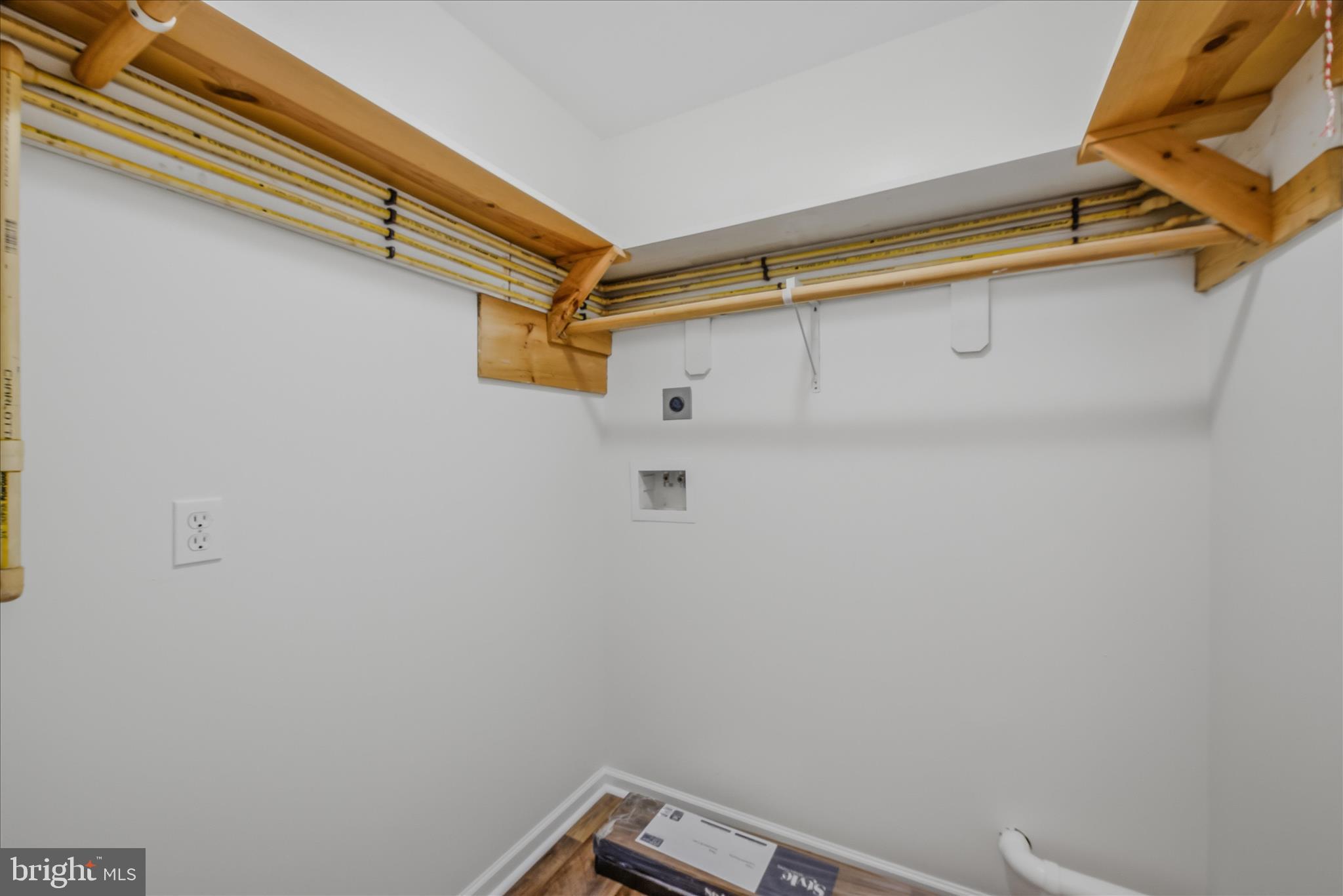 ROCK GAP WOODS - Residential