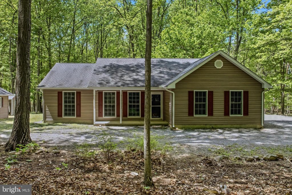 Photo of 196 Flagstone Lane, BERKELEY SPRINGS, WV 25411 (MLS # WVMO2007590)