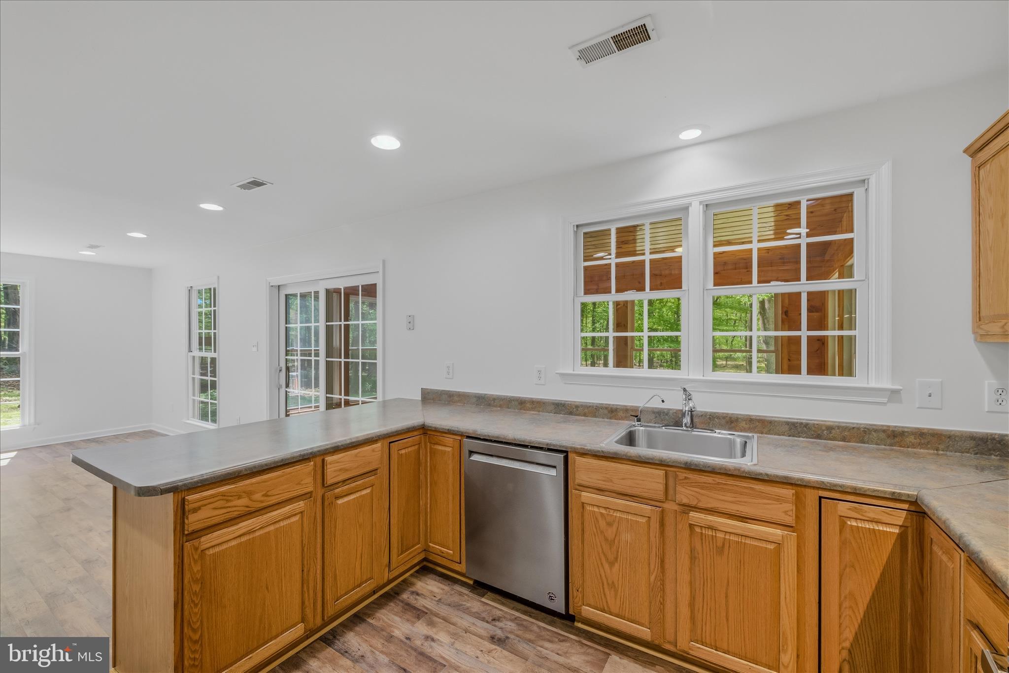 ROCK GAP WOODS - Residential