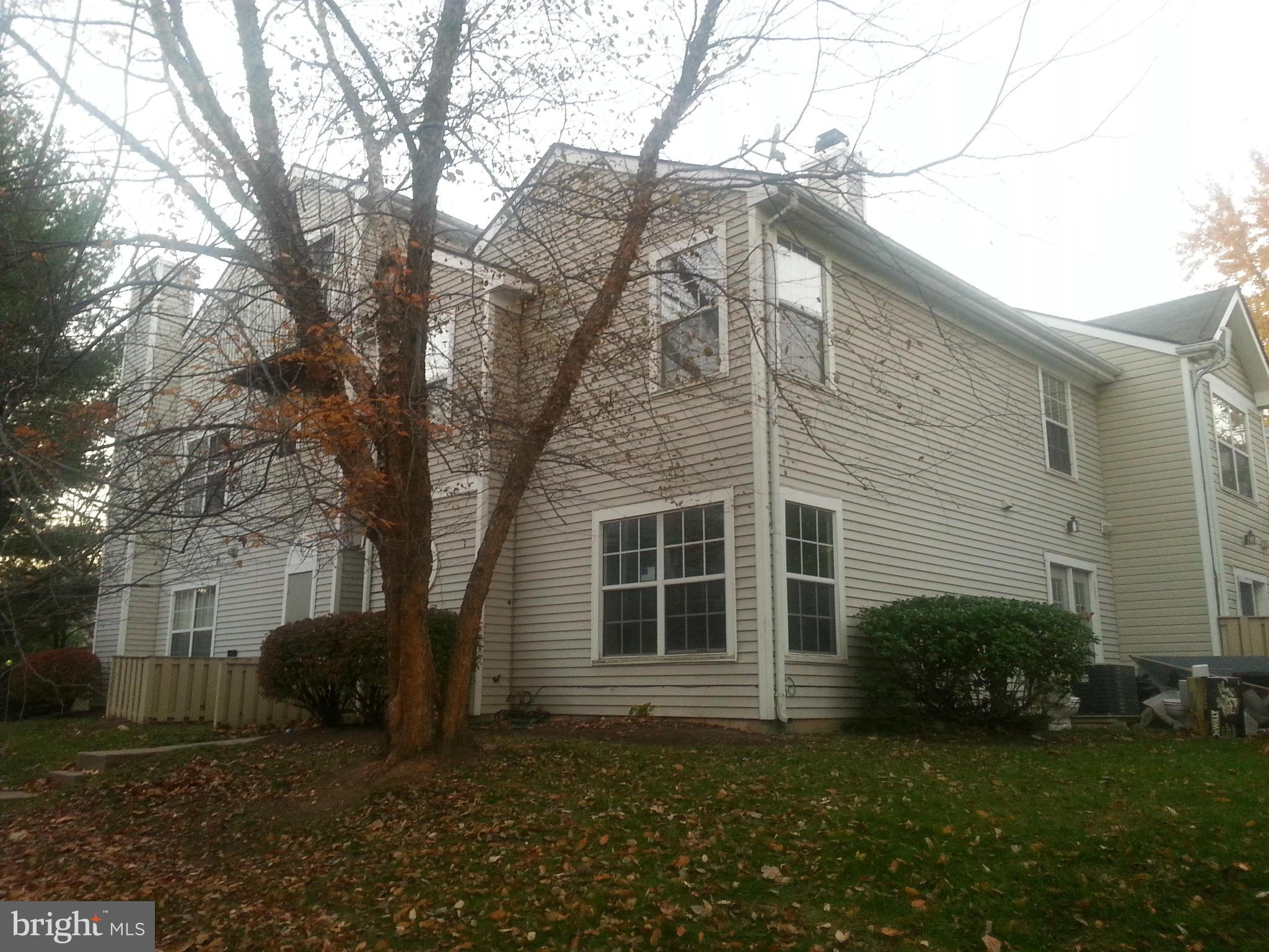 VILL AT MANCHESTER FARMS - Residential